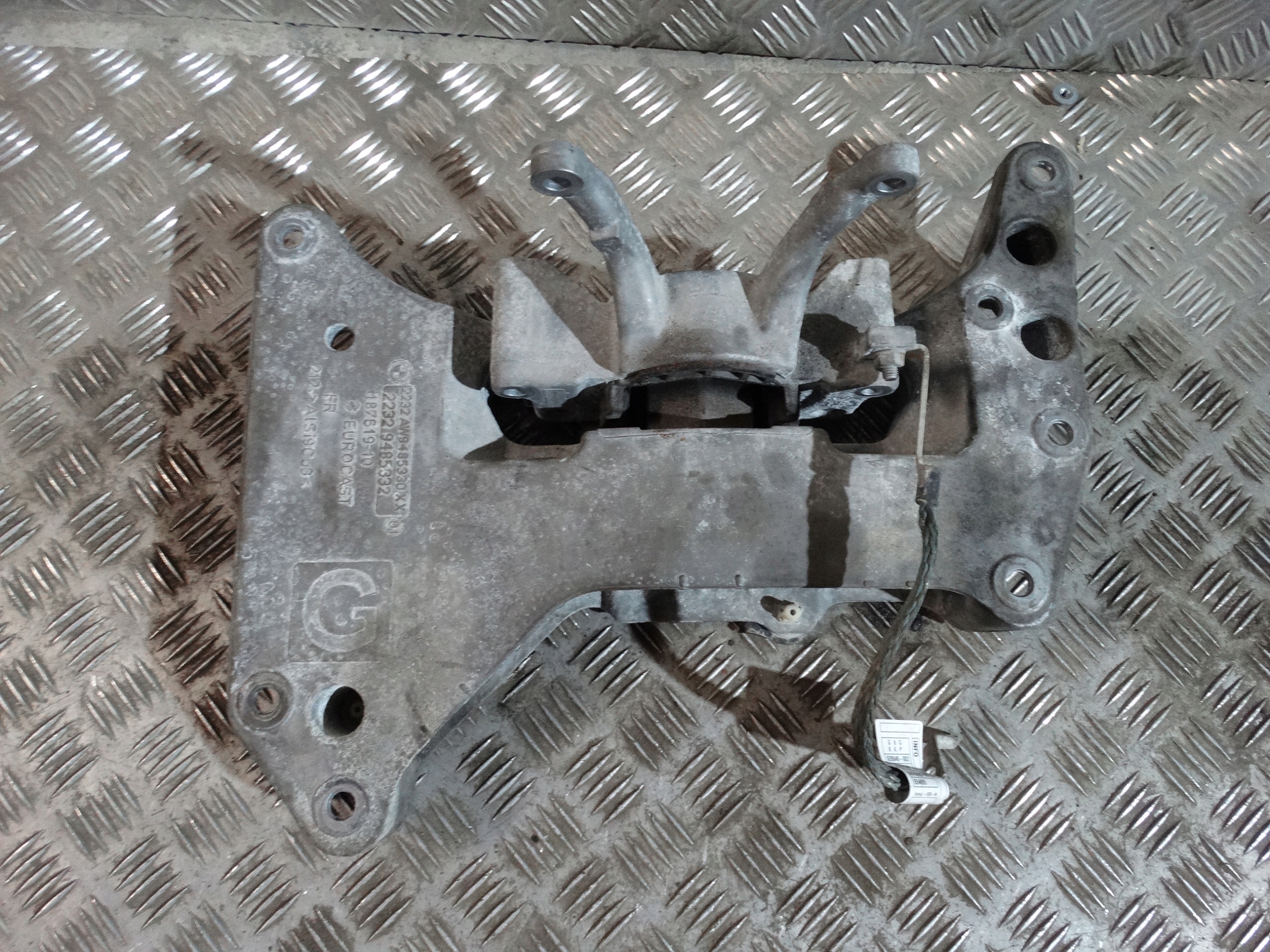 Airbag Getriebehalter getriebe BMW G01 G02 1 9