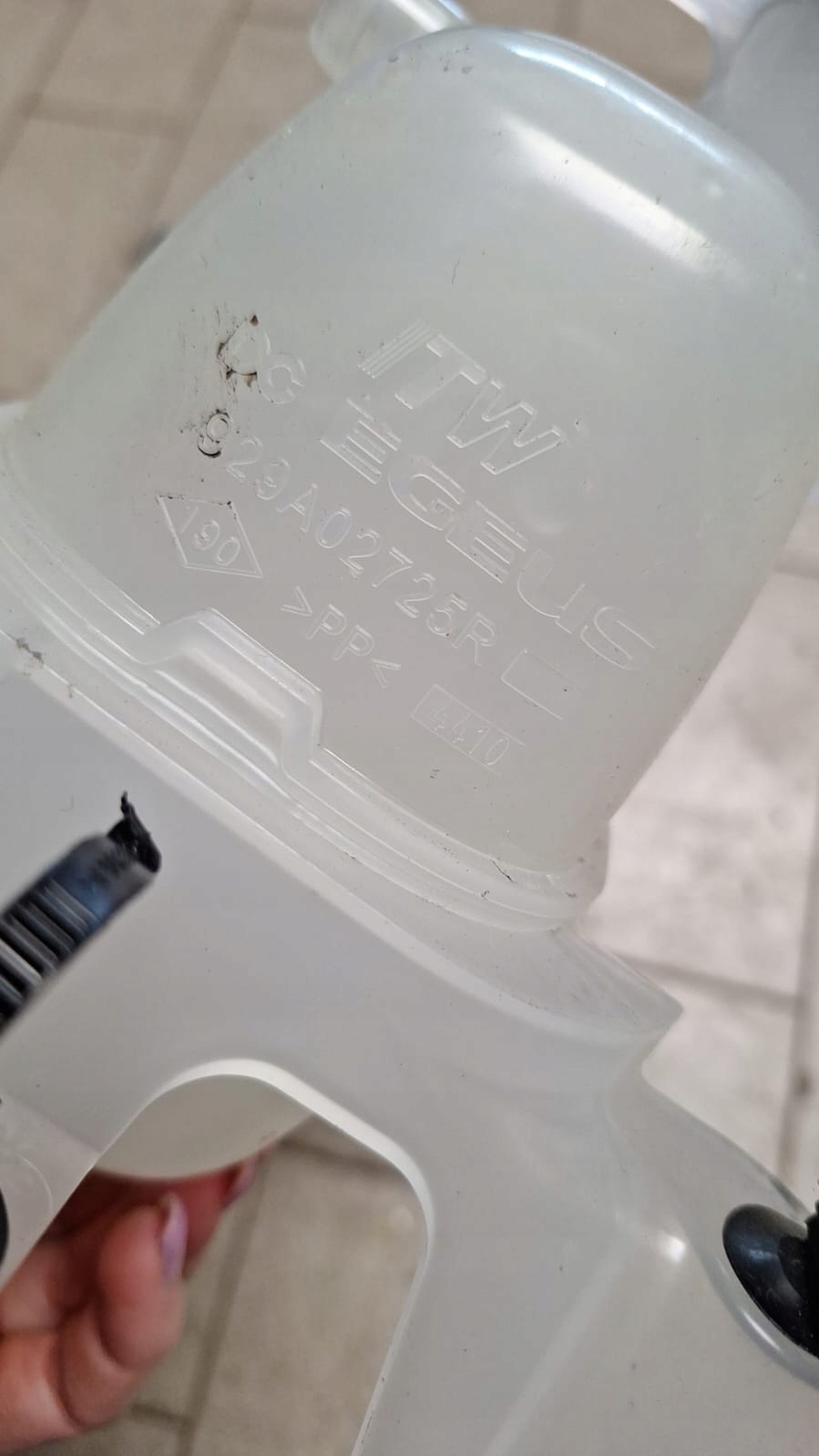 Réservoir eau RENAULT KANGOO IV ELEKTRYK 29A02725R