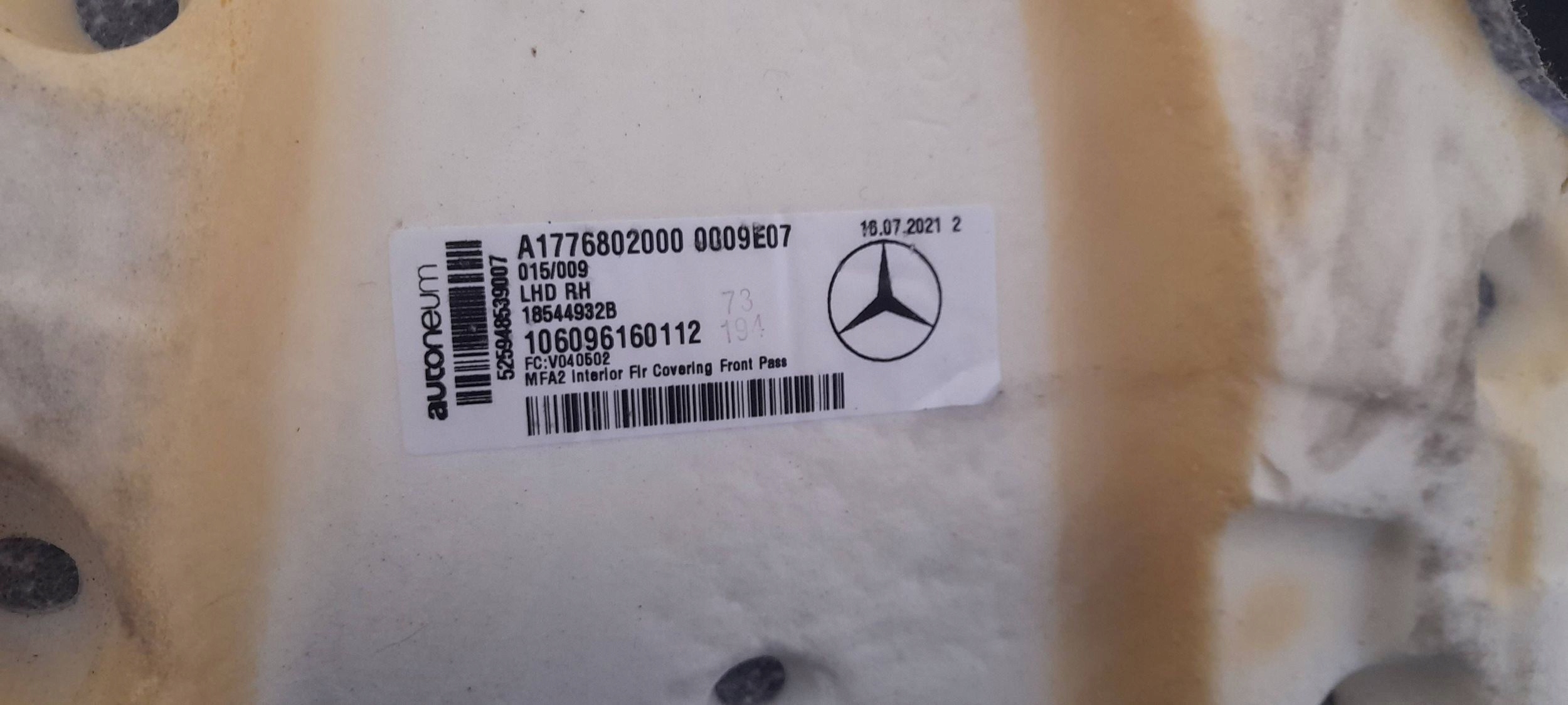 Mercedes-Benz GLA H247 carpet inner A1776802907