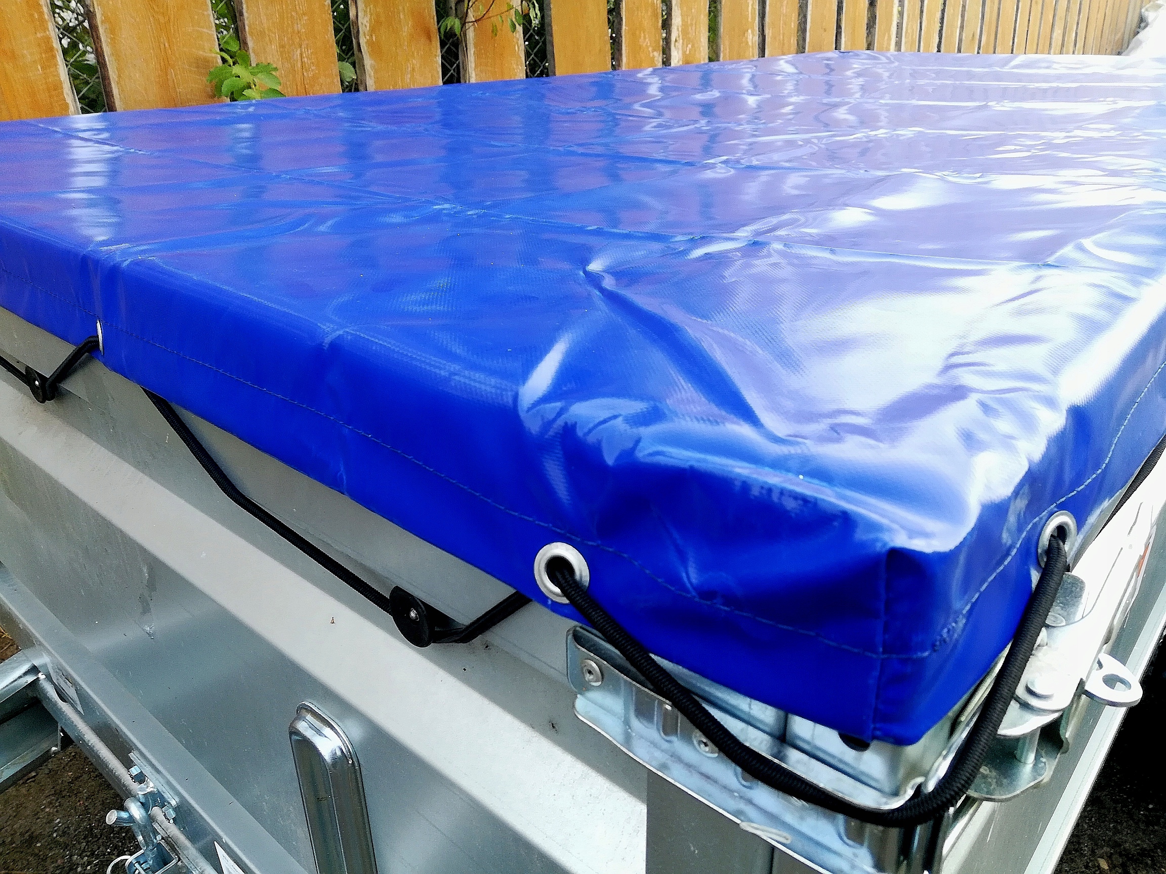 PLANDEKA PLASKA POKROWIEC NEPTUN N7 253 650g m2 Brand NEW