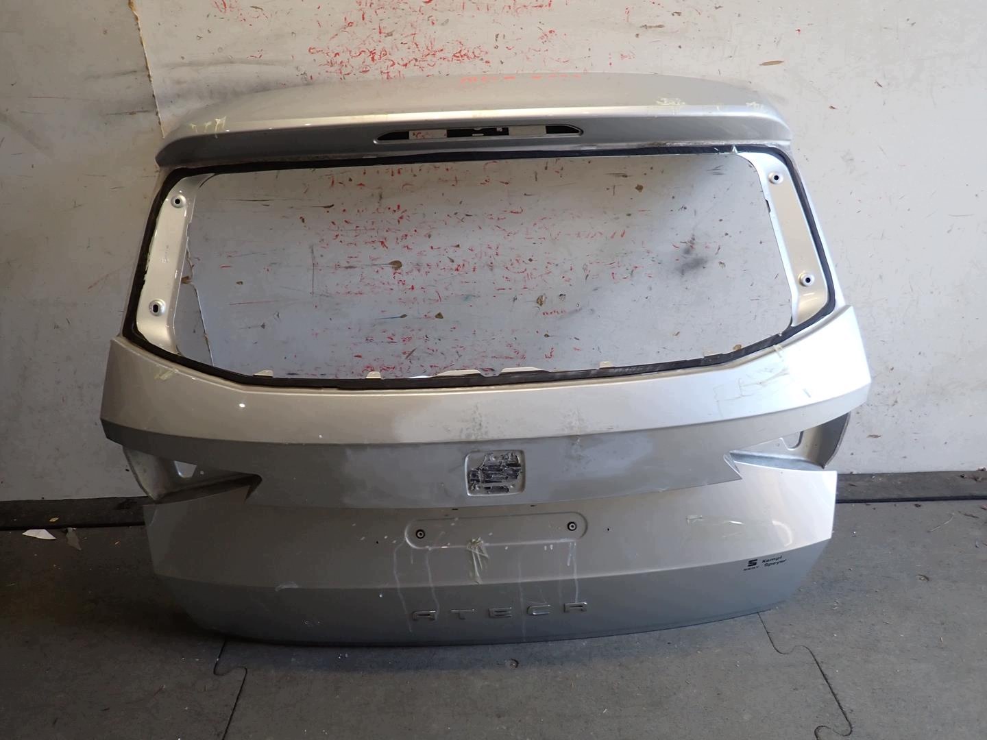 trunk door SEAT ATECA 2016- 575827105