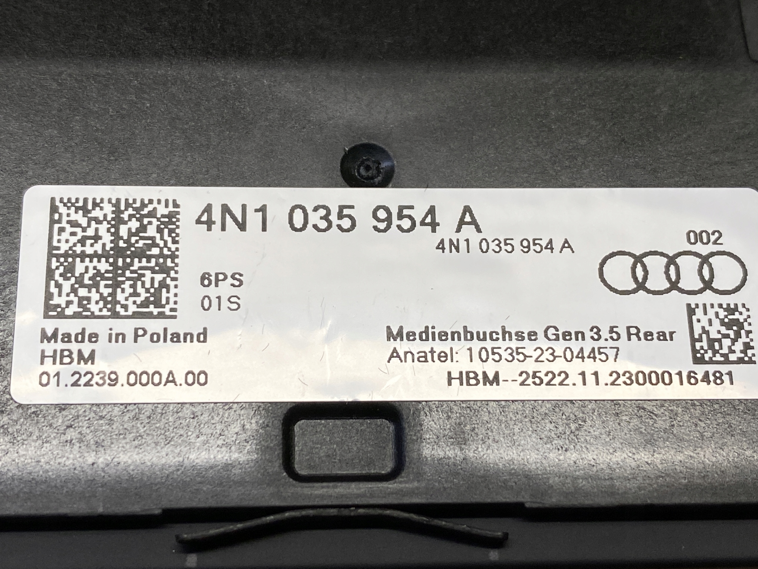 AUDI A6 A7 A8 Q7 Q8 PORT USB 4N1035954A