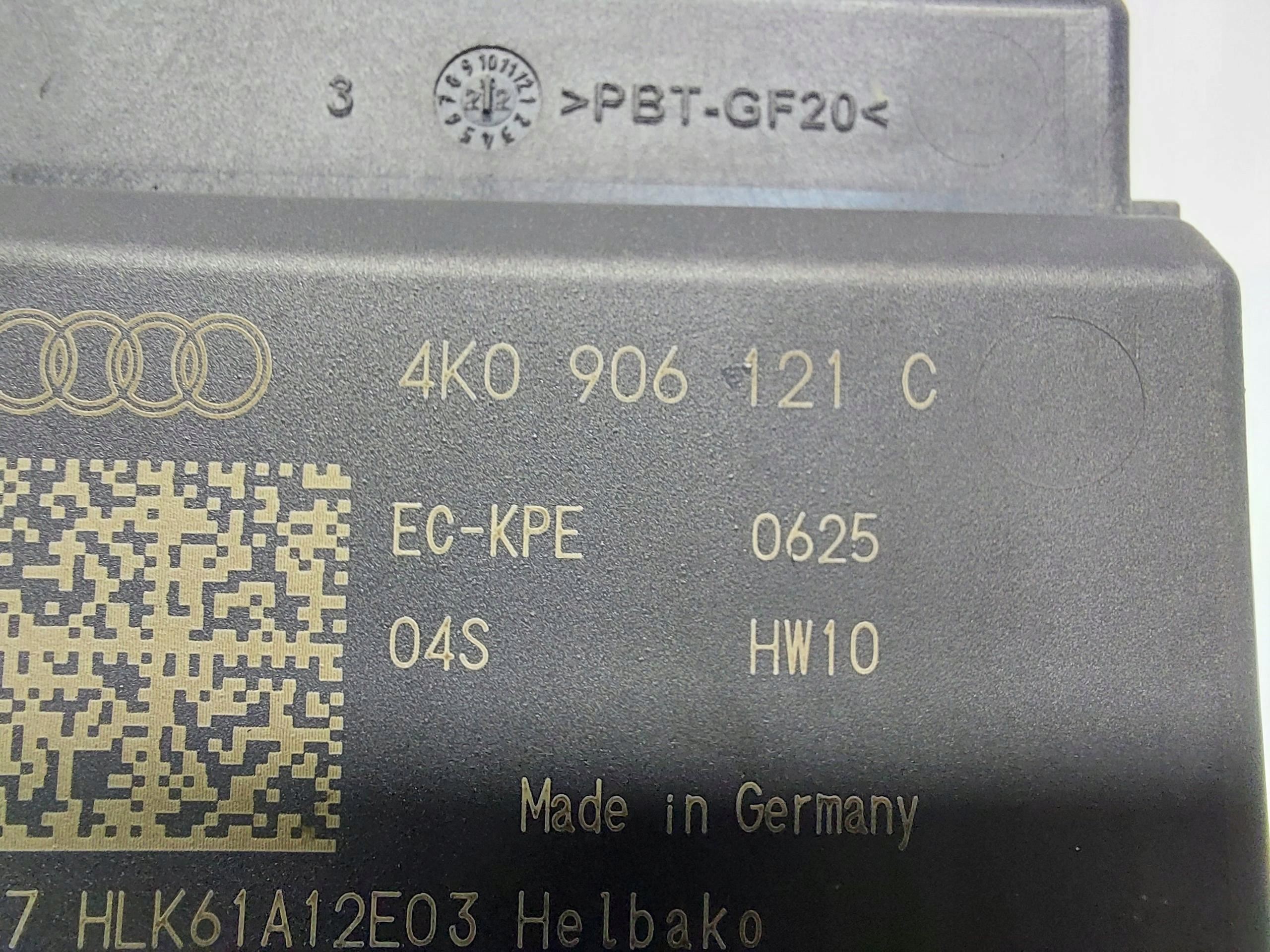 Audi A7 4K8 LIFT 45 TFSI modulo STEROWNK POMPY 4K0906121C