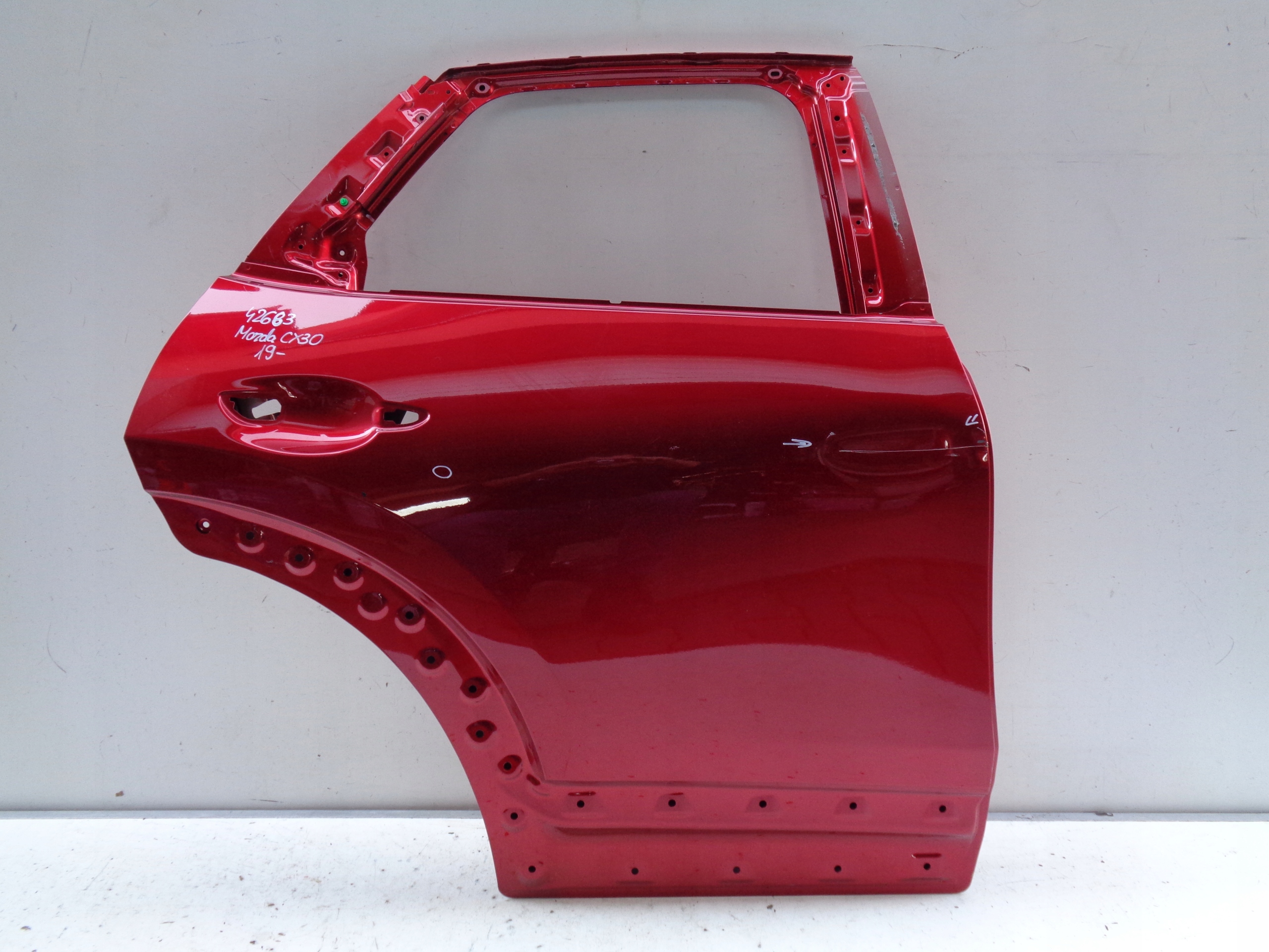 door right rear. MAZDA CX30 CX-30 19- NR 42663