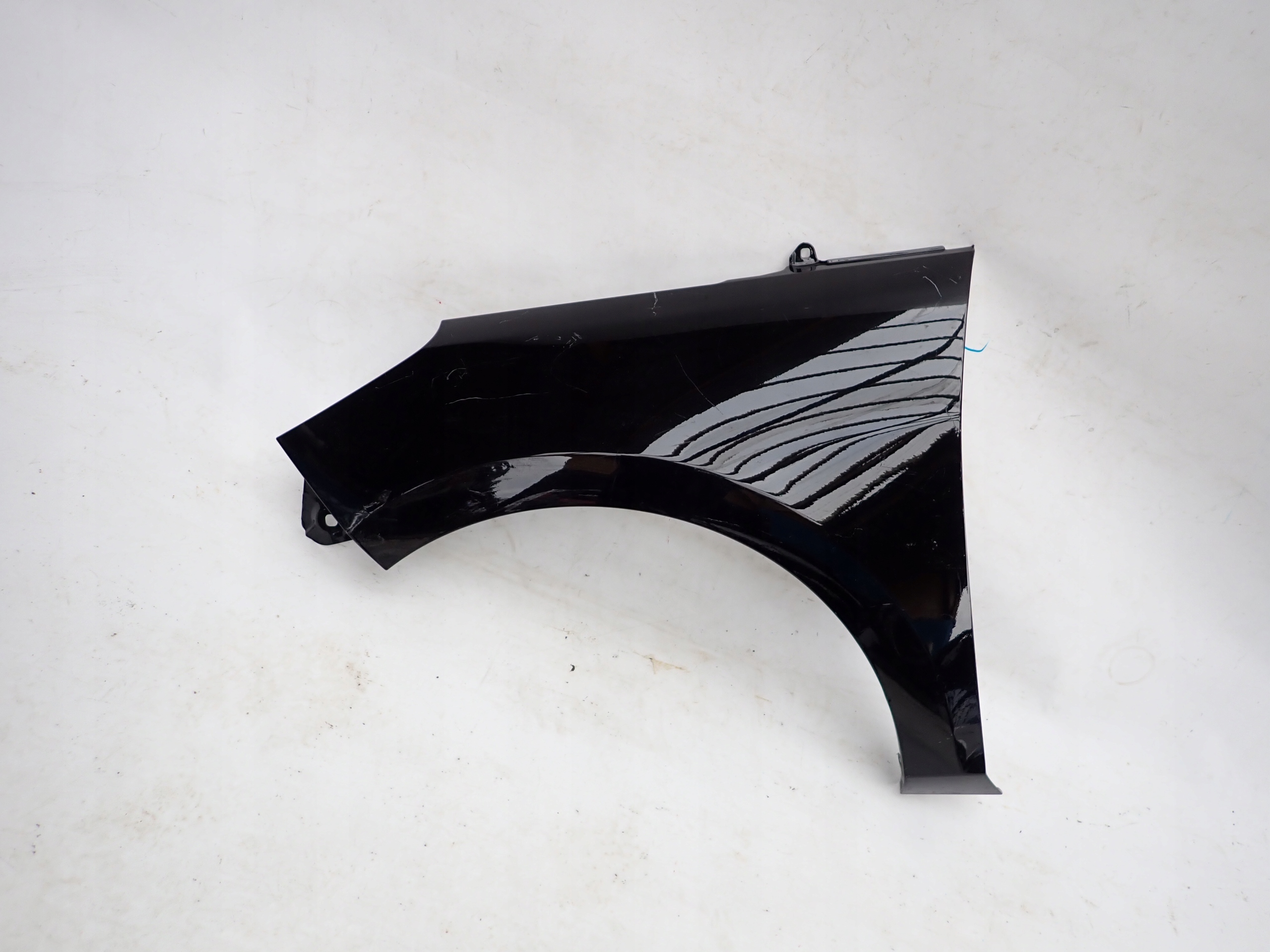 FORD FIESTA VIII 8 17- fender front front left