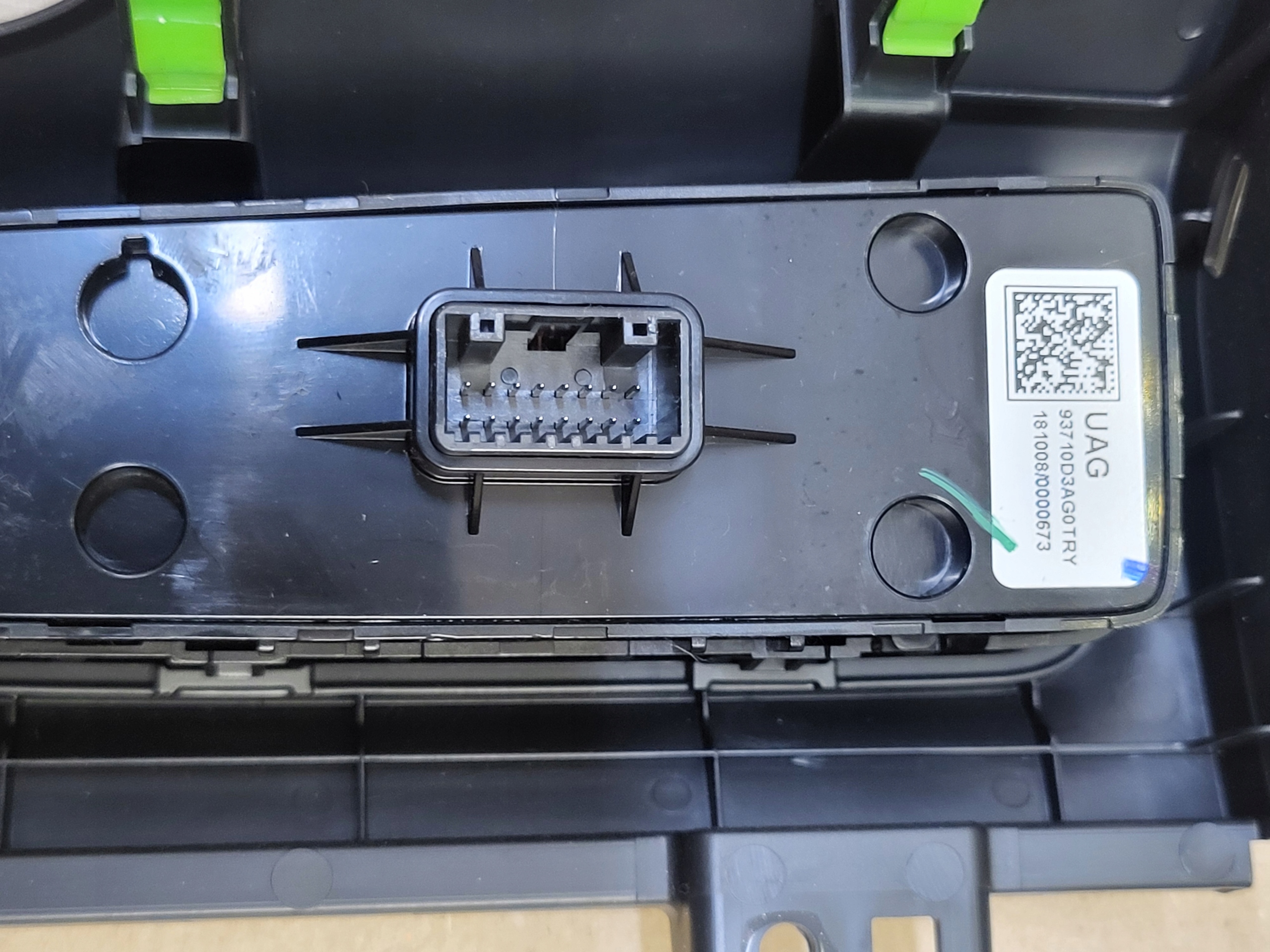 Commandes PRZYCISKI PANEL TRAKCJI ESP HYUNDAI TUCSON III 3 TL OE EU