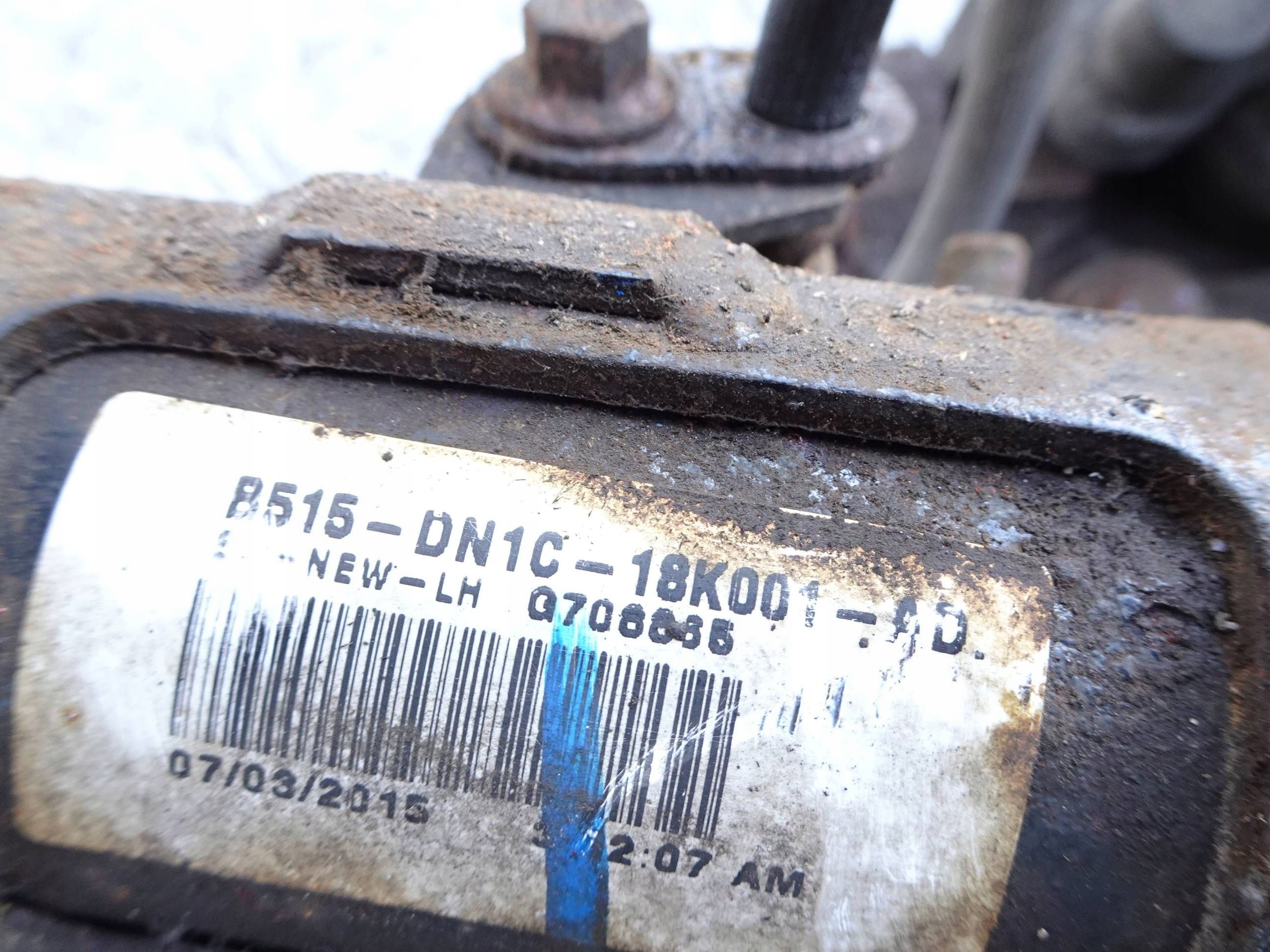 колонка поворотный кулак, цапфа левый FORD ECOSPORT II 1.0