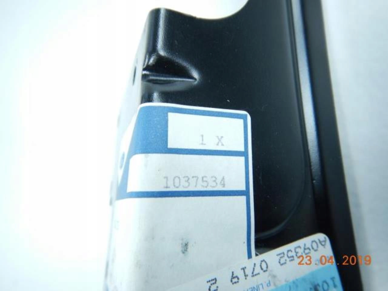 bracket holder RADIA FORD MONDEO 96-00 / 1037534