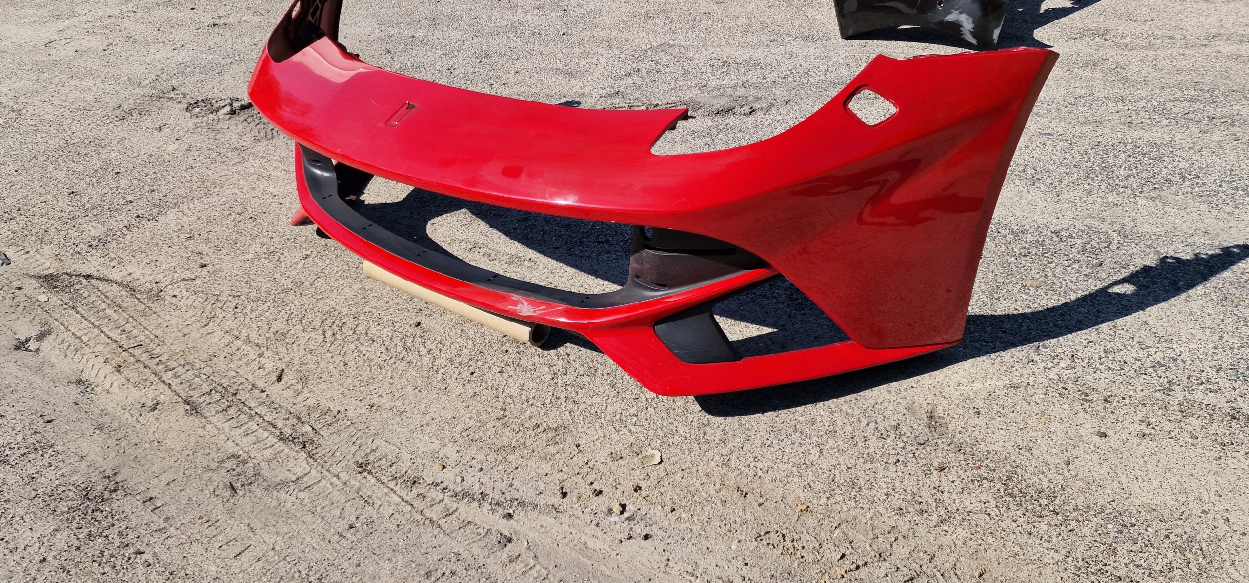 FERRARI F12 BERLINETTA BUMPER FRONT 084361500