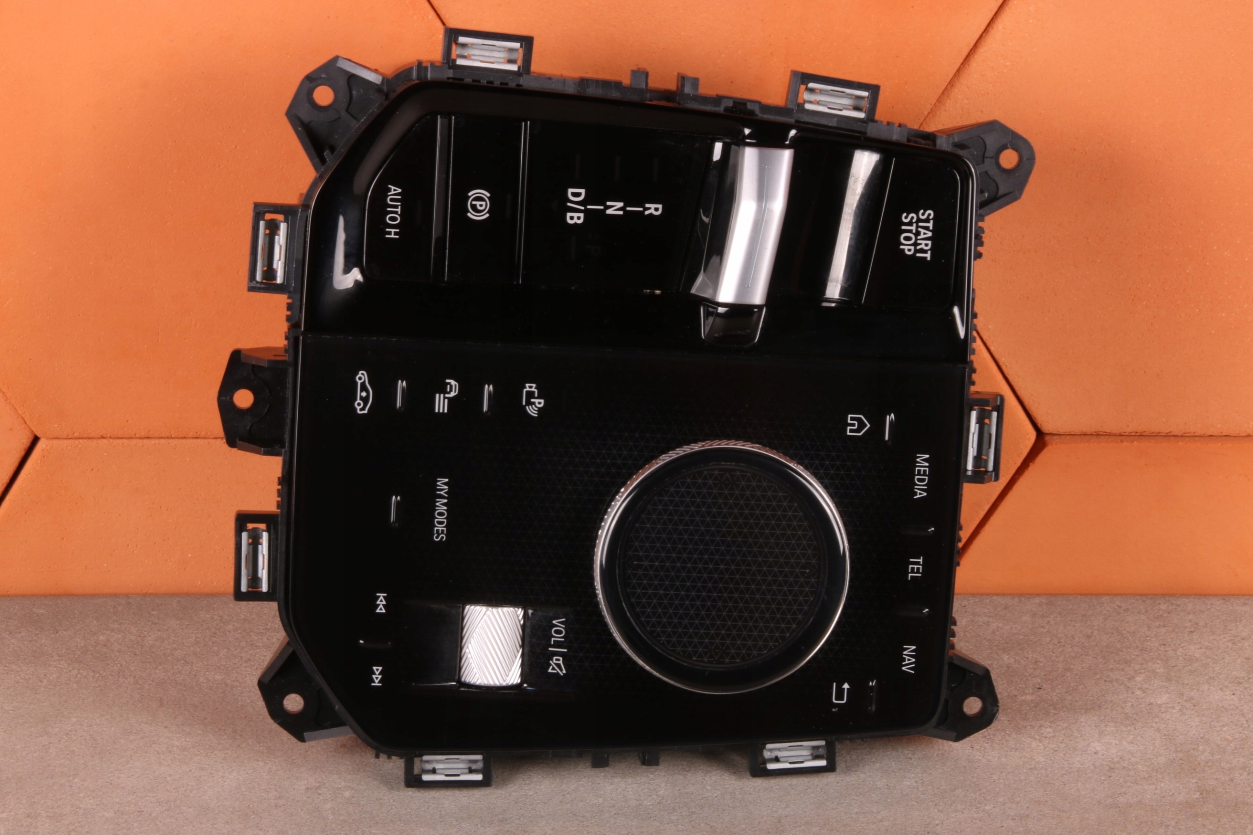 BMW 7 i7 G70 switch changes of the gear KONTROLER IDRIVE 5A5EEF1 5A5CC71