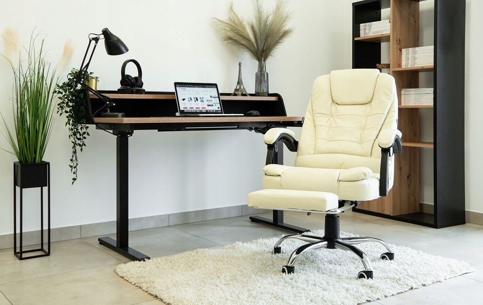 Fotel biurowy obrotowy Elgo masaż podnóżek kremowy Kolor obicia odcienie beżu