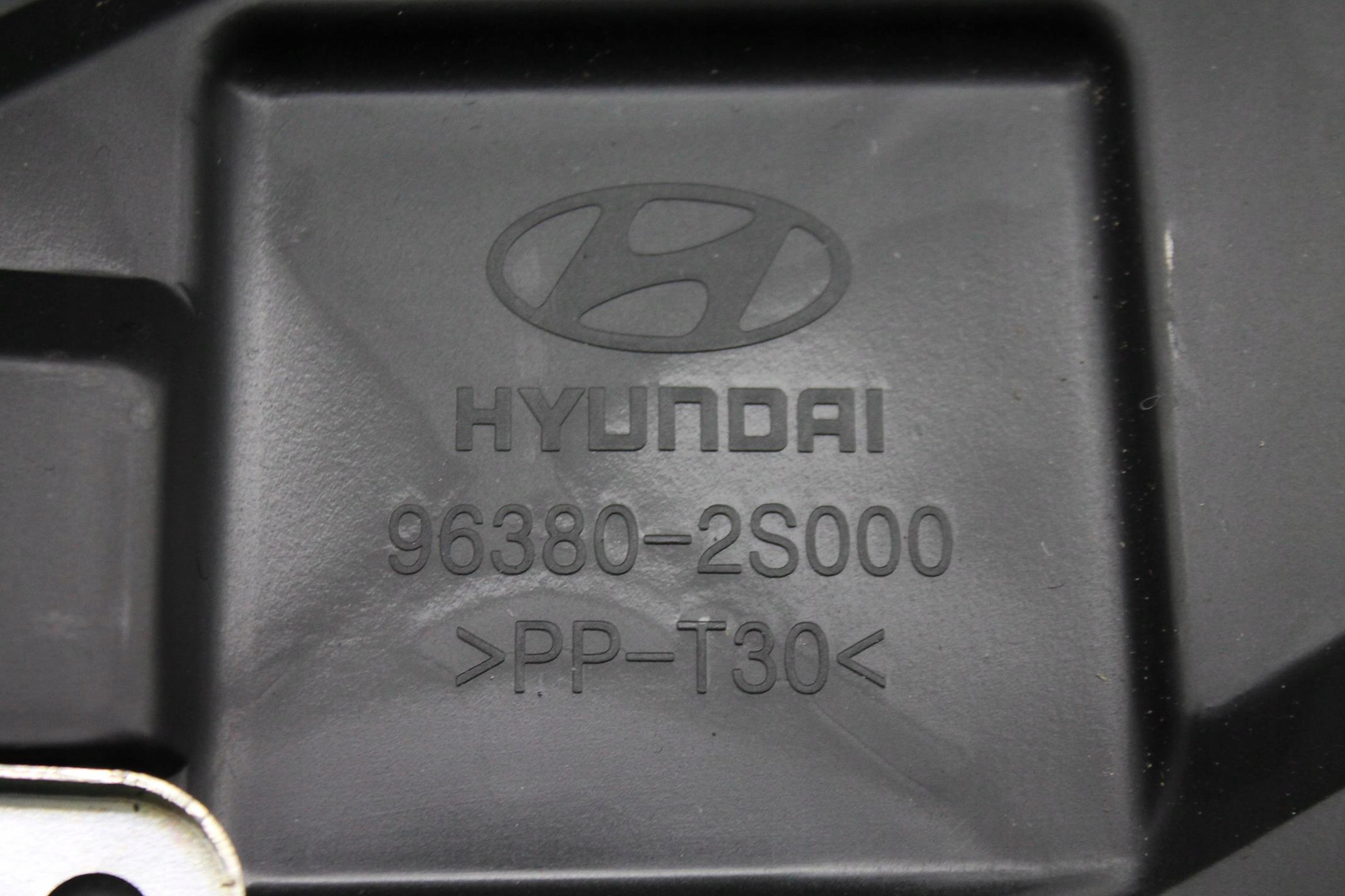 speaker SUBWOOFER 96380-2S000 HYUNDAI IX35 09-15