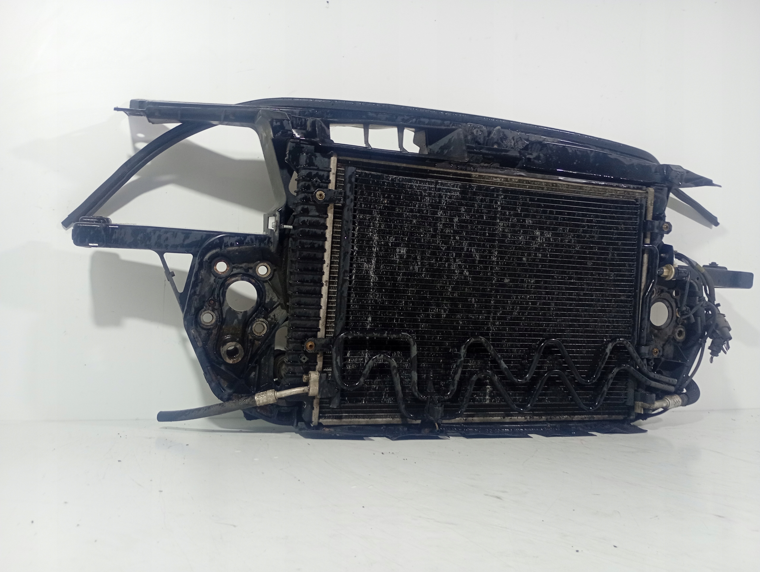 Audi A6 C5 97-04 support panel for radiators pillar iron