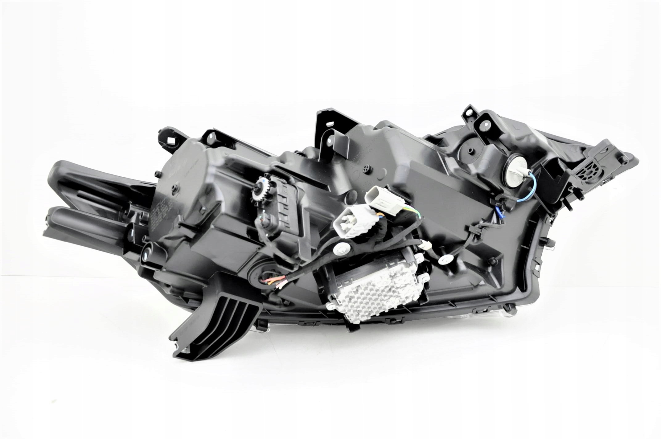 MITSUBISHI OUTLANDER 2018- REFLEKTORY KPL LED NOWY Typ samochodu Samochody osobowe