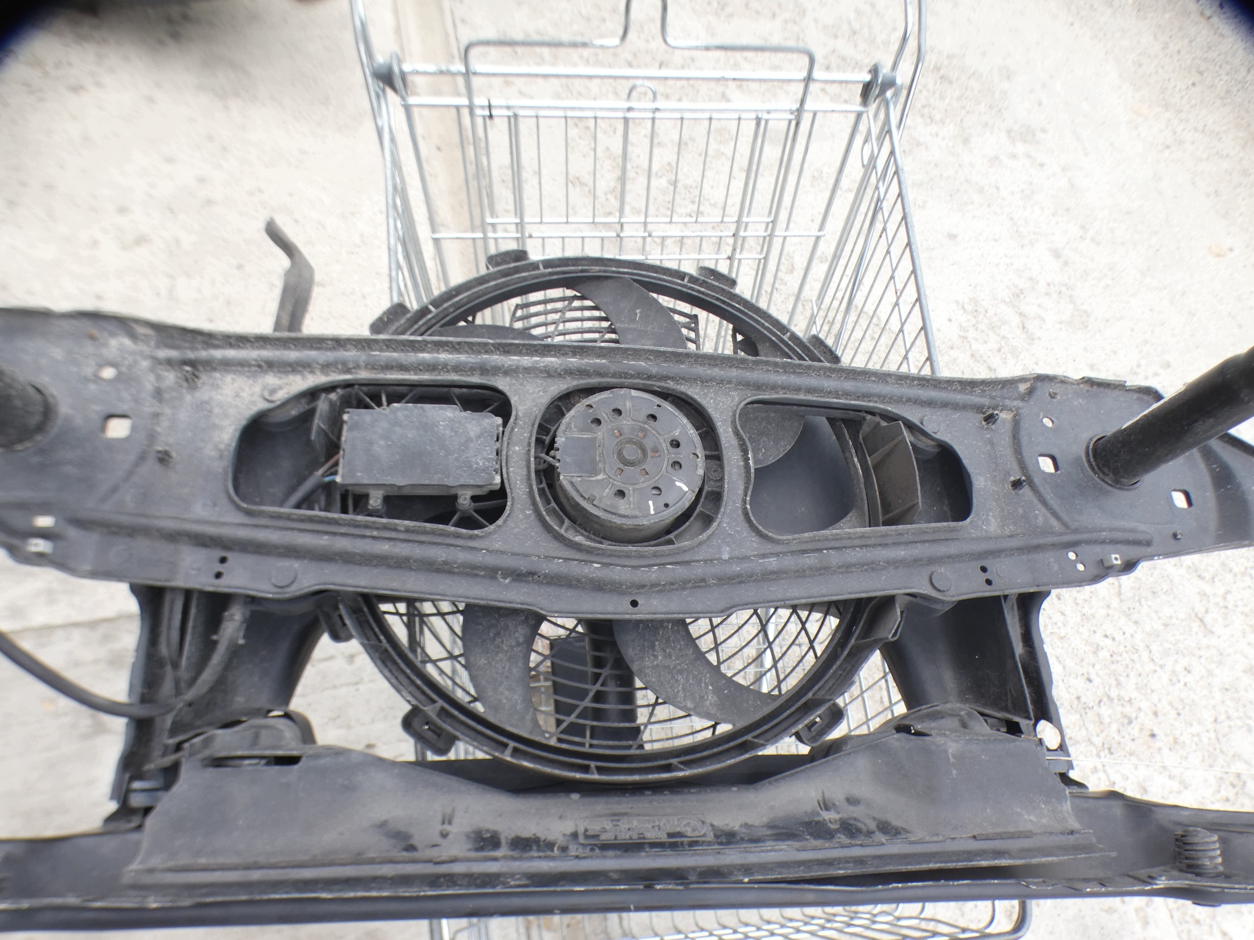 support panel for radiators fan radiator BMW E46 51717894822