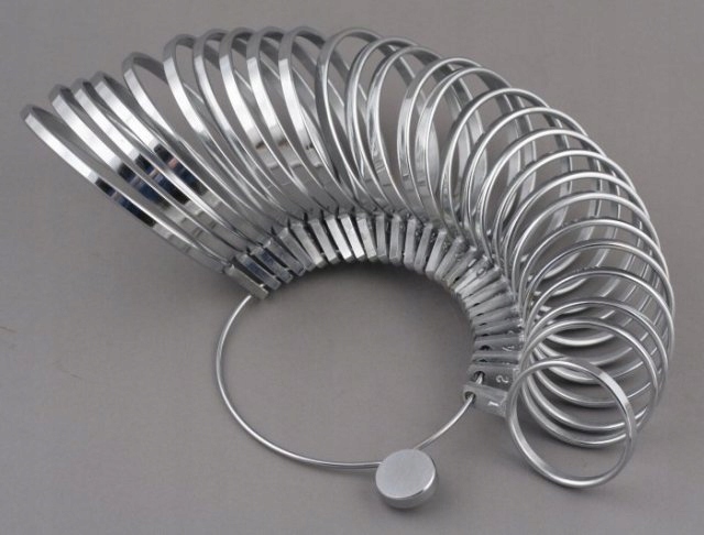 Odměrné kovové náramky 38-78,5 mm