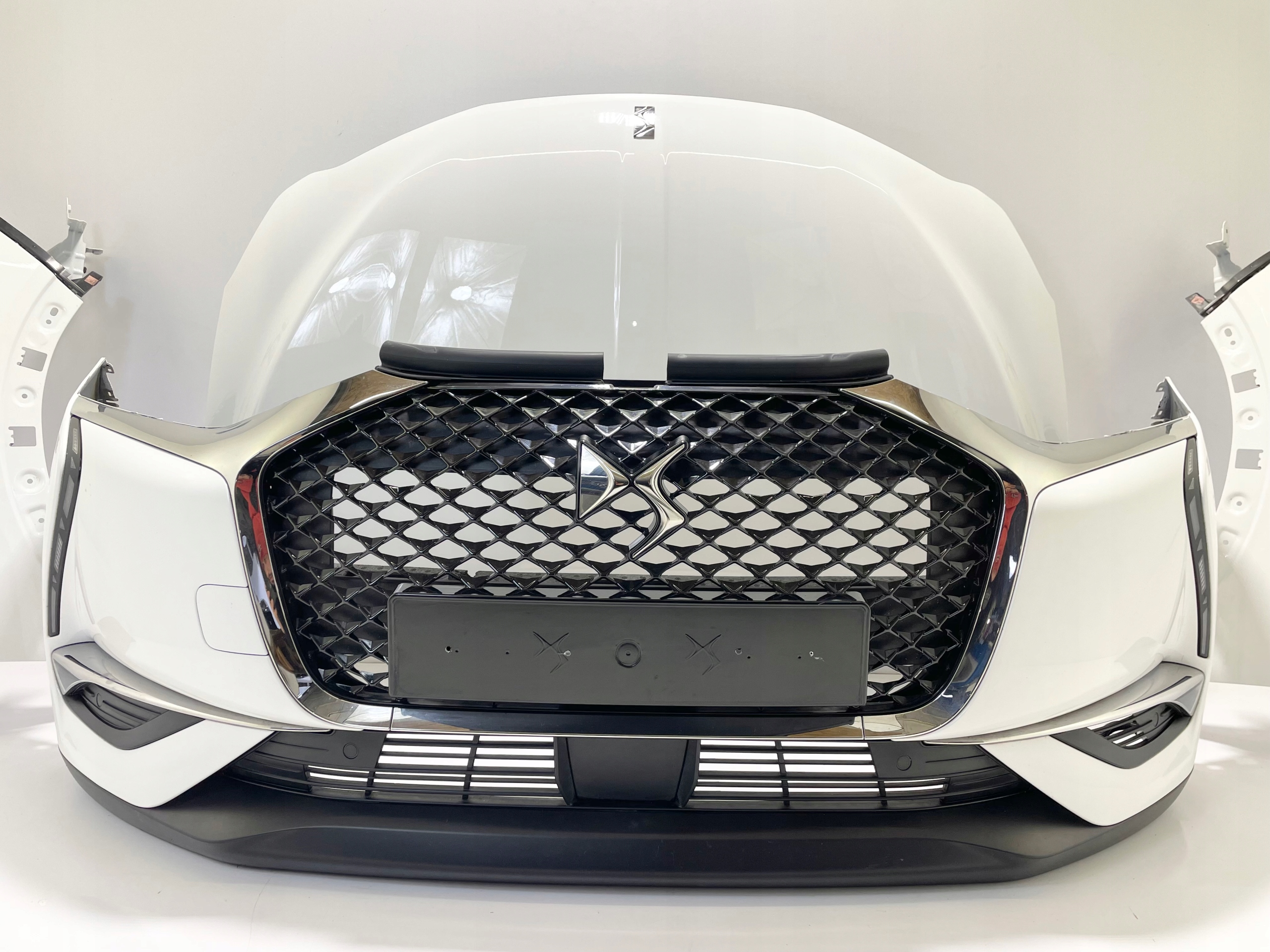 CITROEN DS3 CROSSBACK 1.2 THP KOMPLETNY PRZÓD EWP FULL LED Producent części Citroen OE