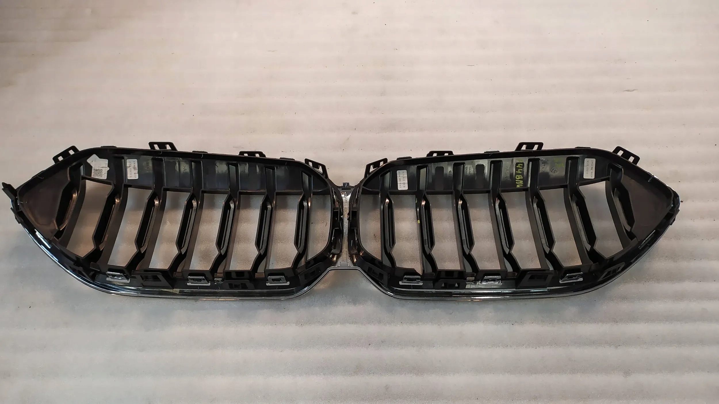 BMW 2 F44 Kühlergrill FRONTGRILL Kühlergitter 7077302 - Thumbnail 4