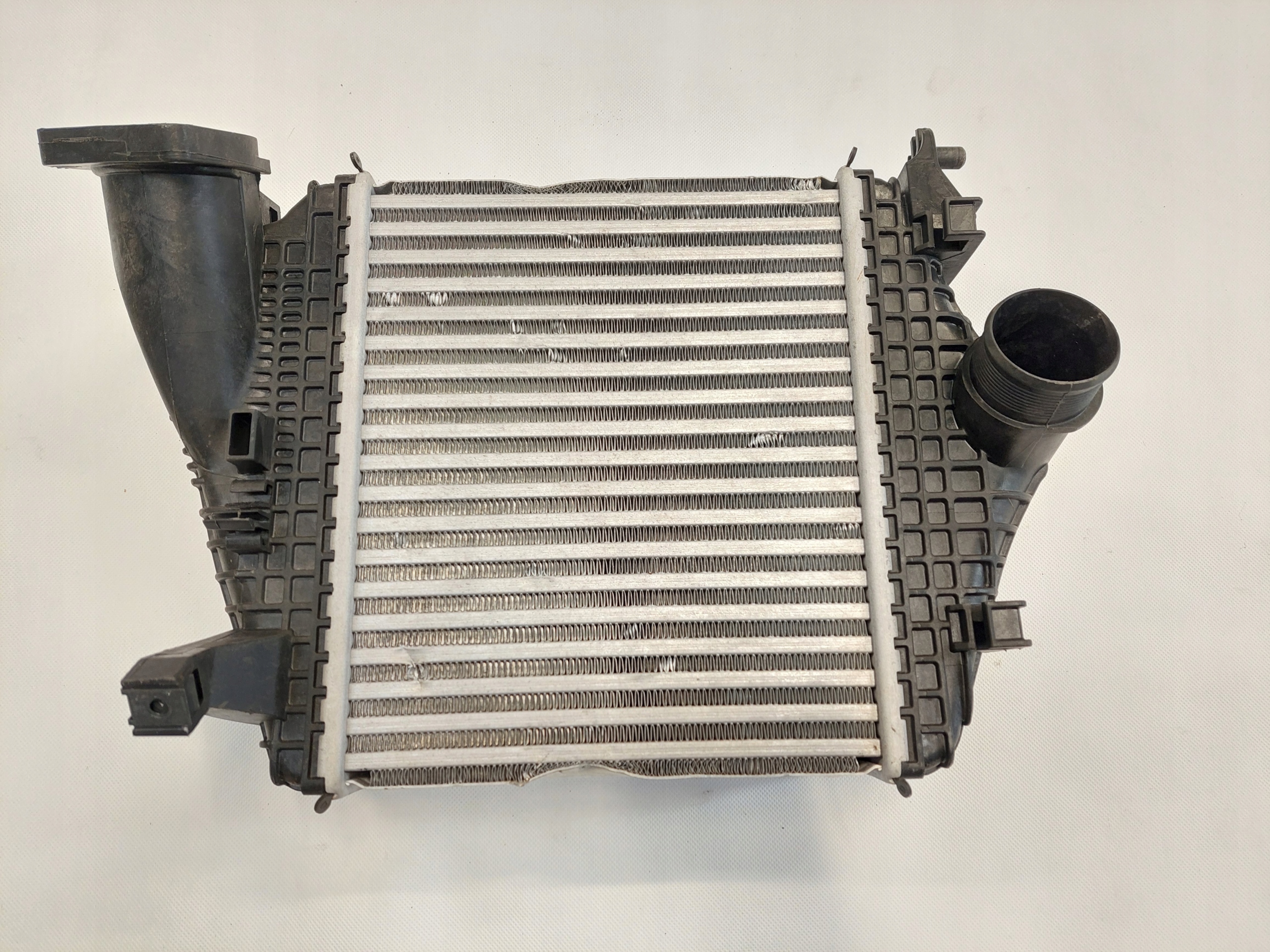 LAMBORGHINI URUS INTERCOOLER 4M0145803BT