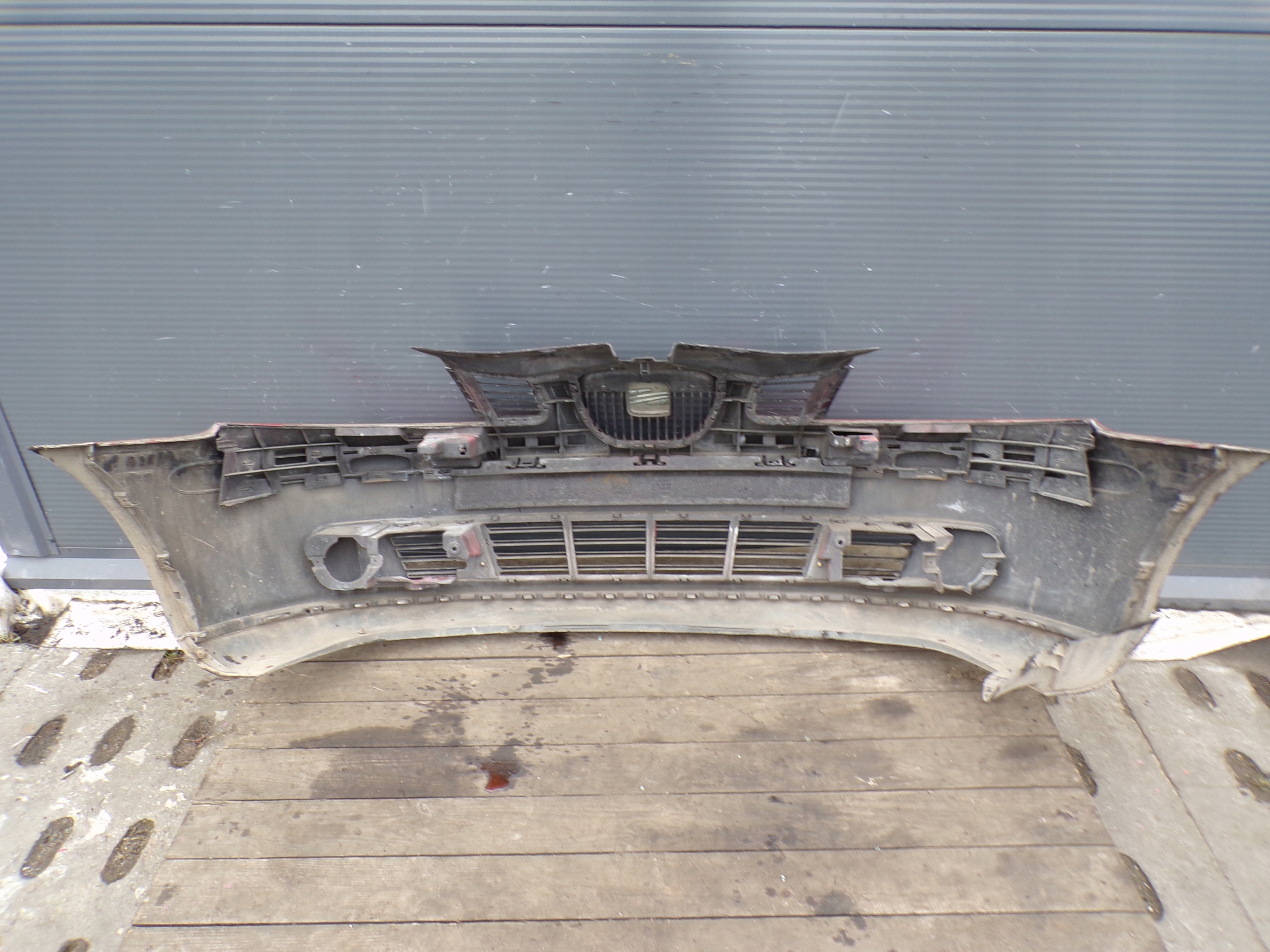 front bumper front SEAT IBIZA 3 III 6L (1)