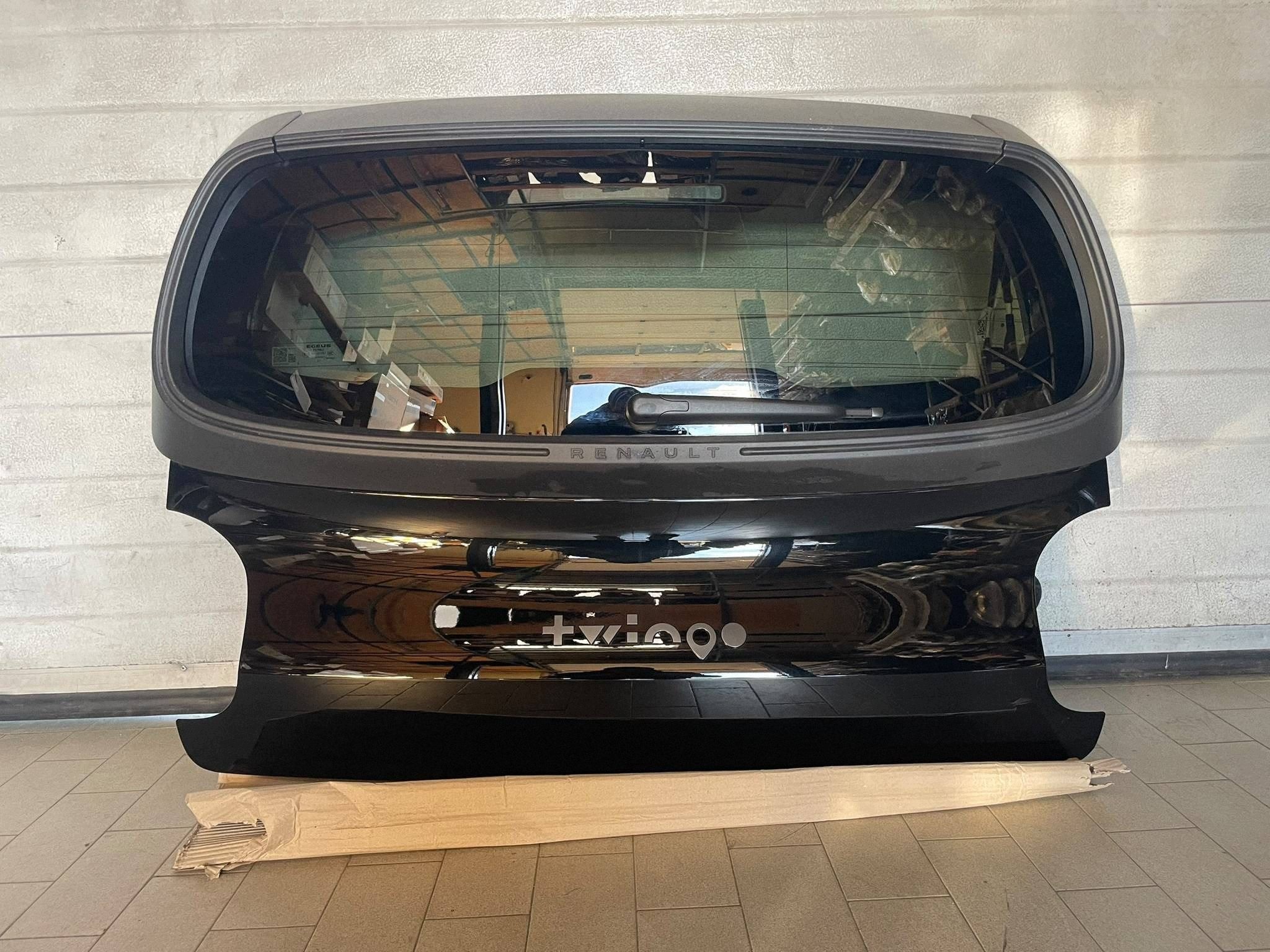 heckklappe kofferraumdeckel abdeckung kofferraum Renault Twingo E-tech elektryk TEGNE w farbe!