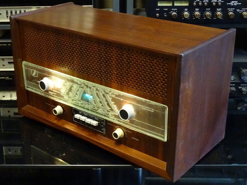 Linnet & Laursen Minerva 6106 Special . 1220 Model Minerva 6106 Special