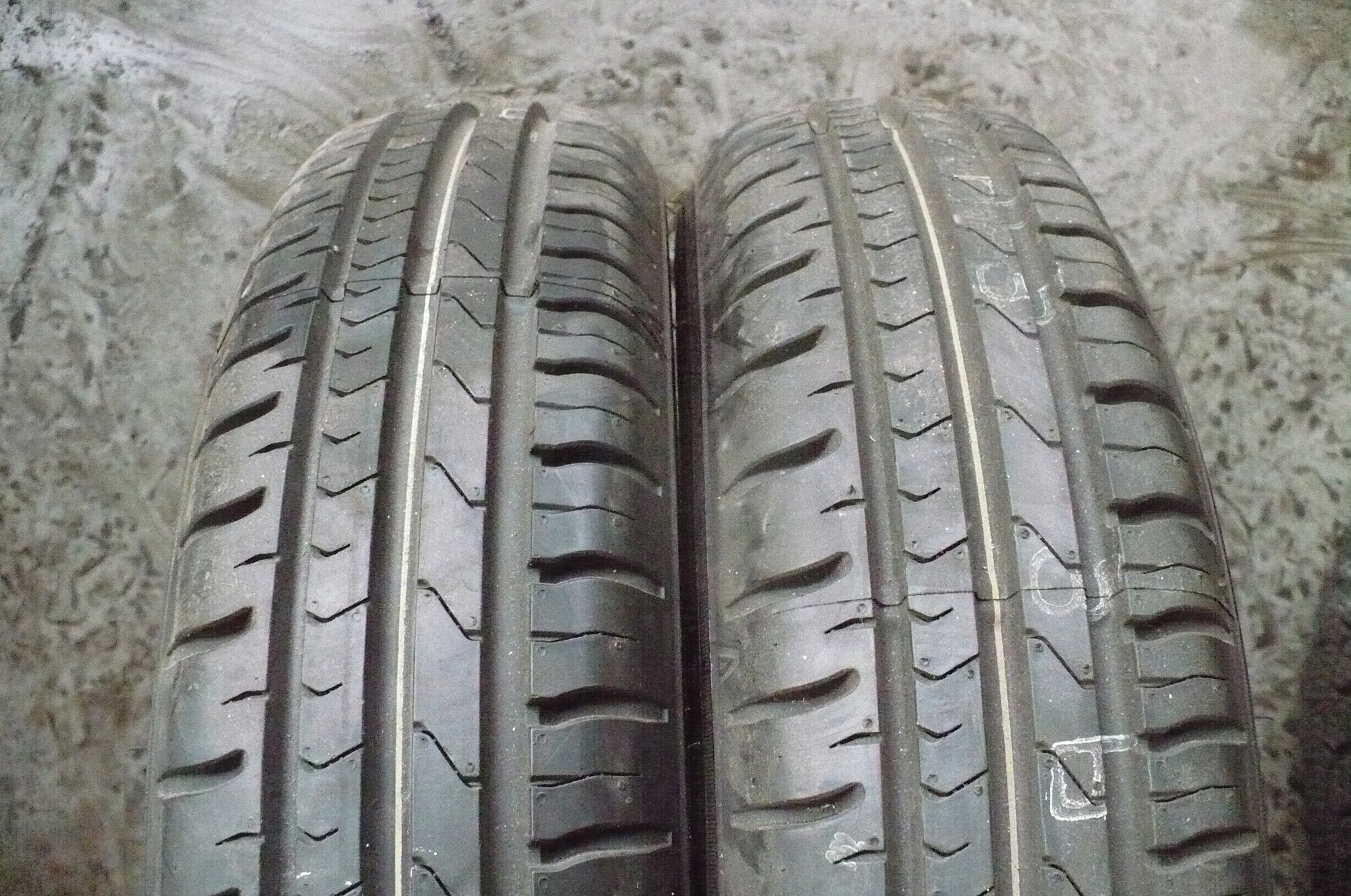 2x Falken Sincera SN832 135/80R13 2023 Nová