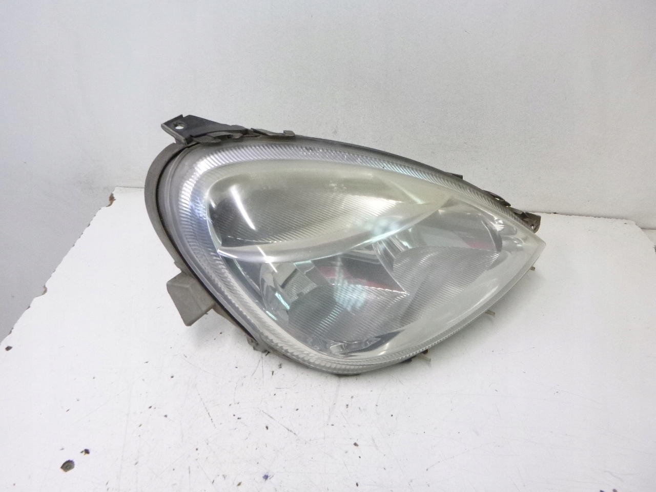 light front Mercedes W168 Lift 01--04r.