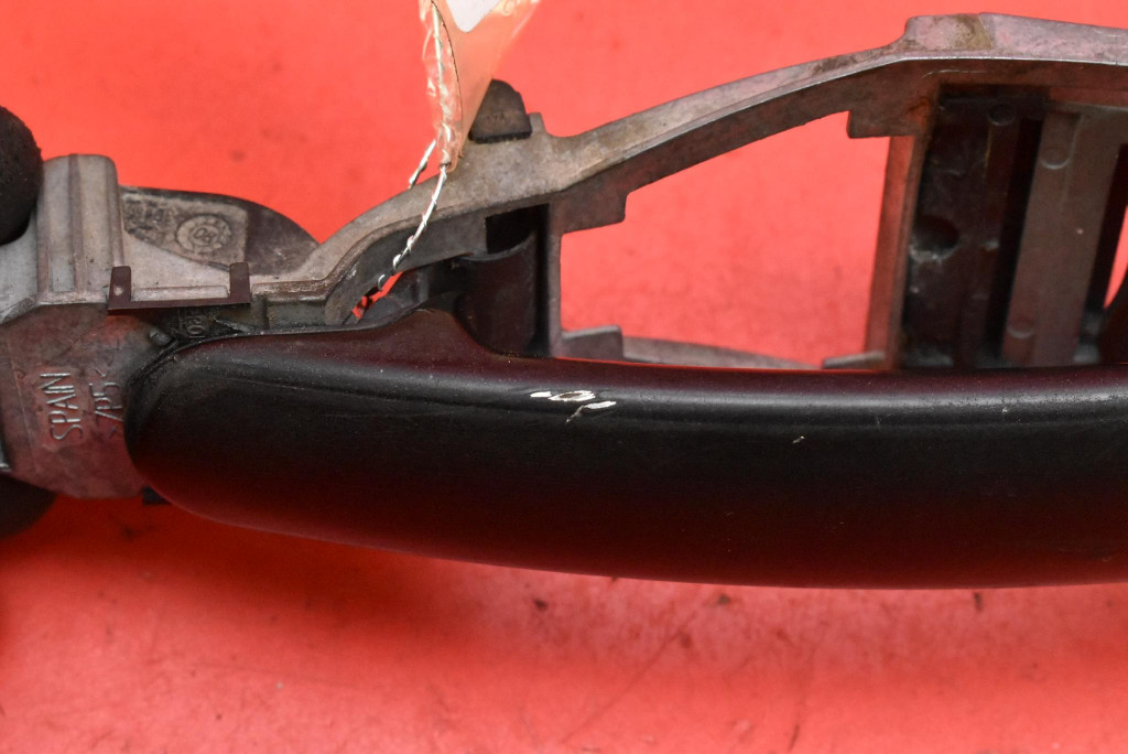 handle left front front LC9Z 6Q0837885A SEAT ALTEA XL 04-09