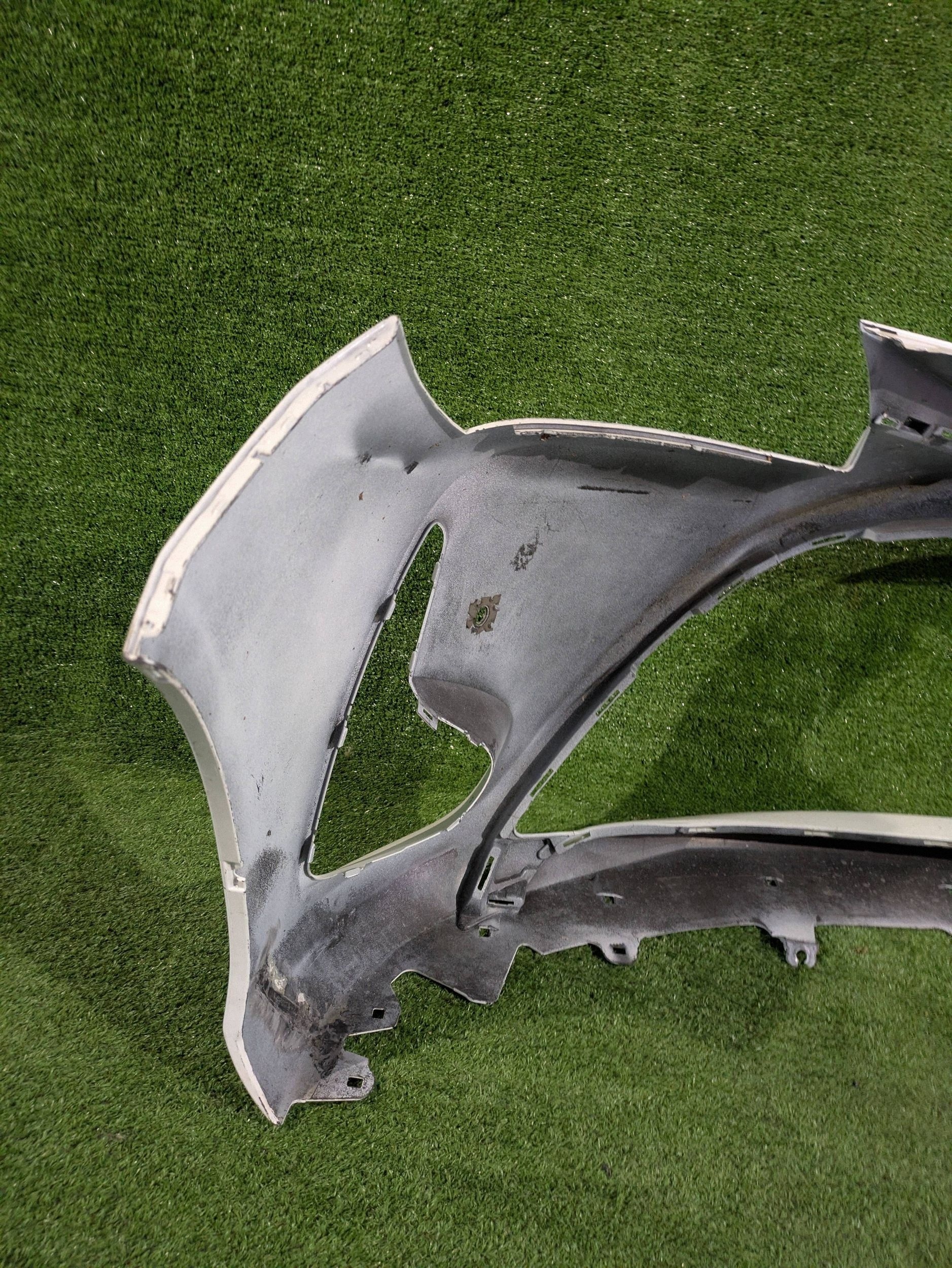 front bumper front TOYOTA YARIS III LIFT 17- NR.Z9575