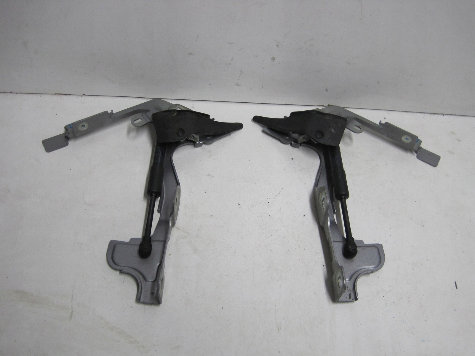 hinge bonnets CITROEN DS7 9829653580 9829653680