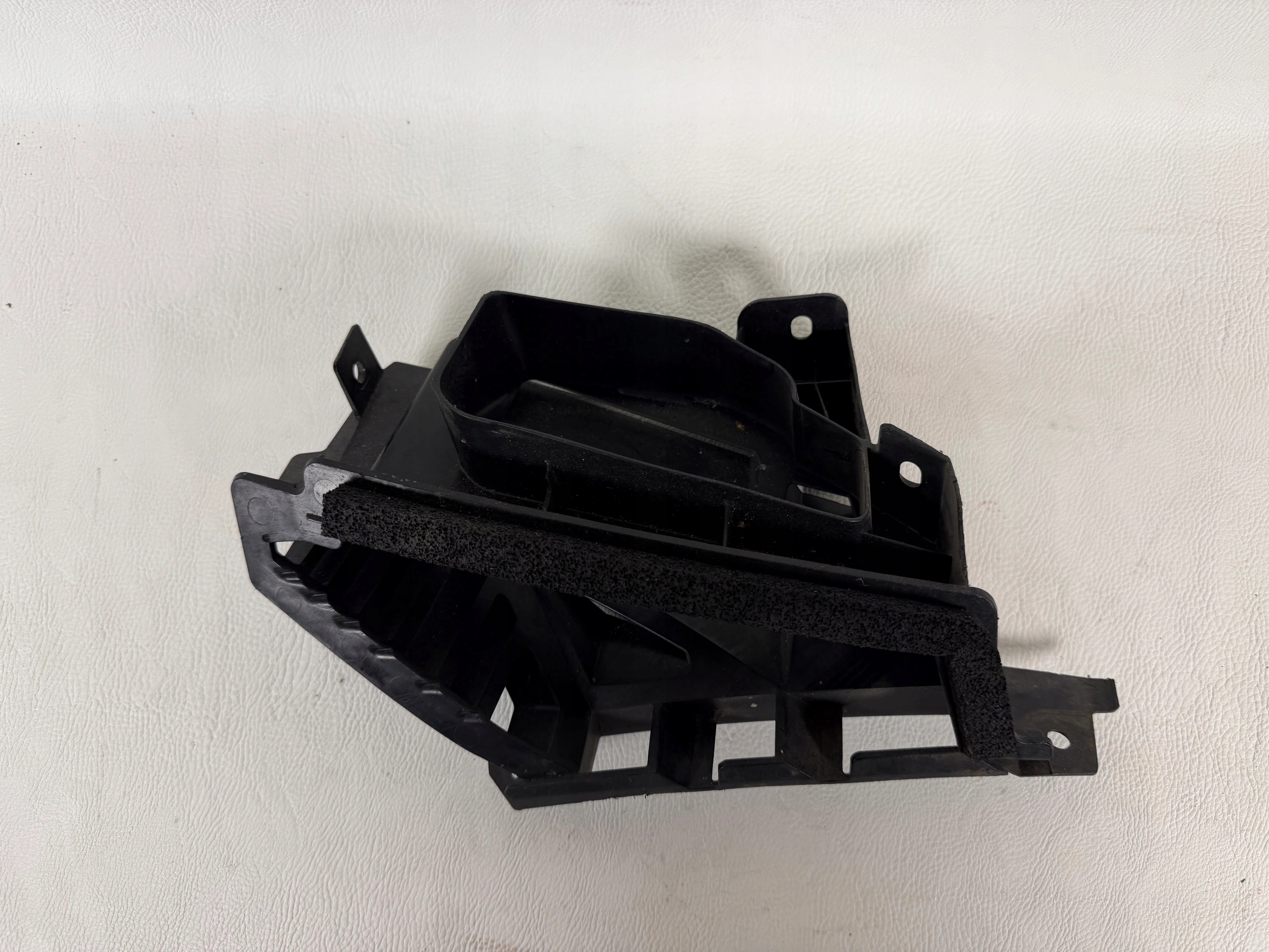 SUBARU 22- holder support intake of a bumper right front