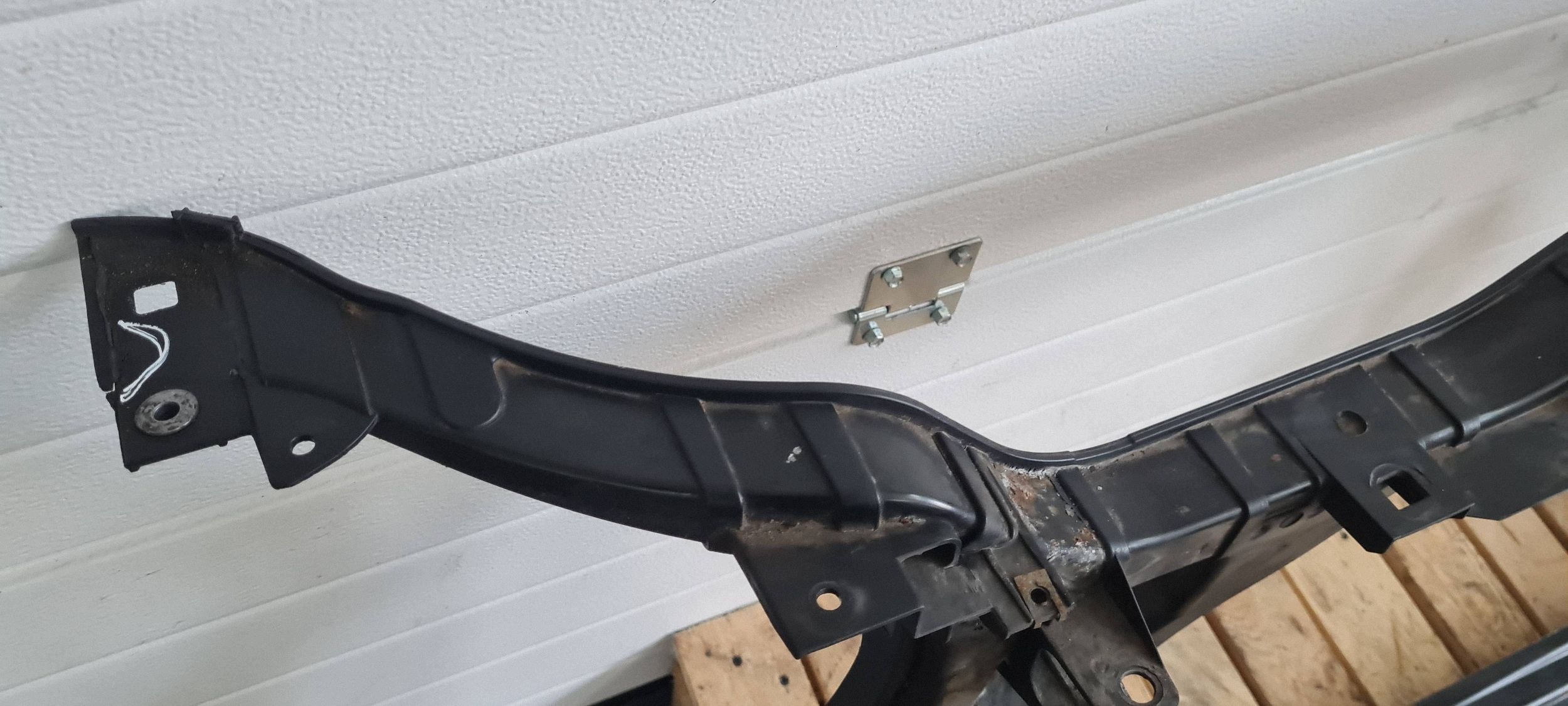 Q5 8R SQ5 LIFT support panel for radiators pillar iron ORG 8R0805594C
