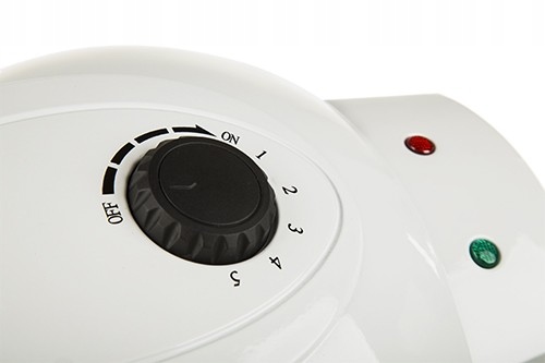 Gofrownica 1000 W CR 3022 - Chrupiące Gofry w Kształcie Serc