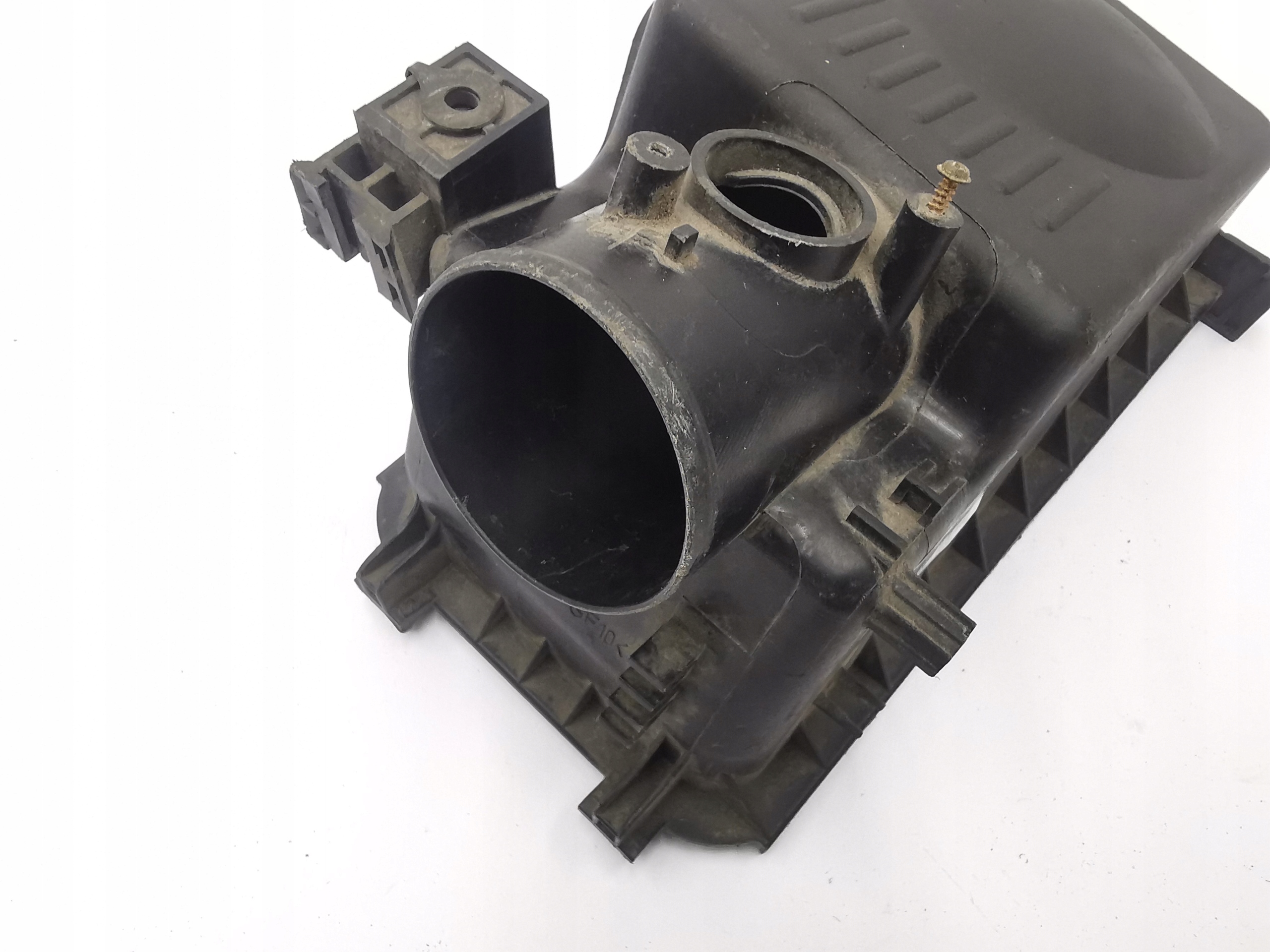 Gehäuse filter luft TOYOTA COROLLA E12 01-09 1.6 VVTI / 17705-22120