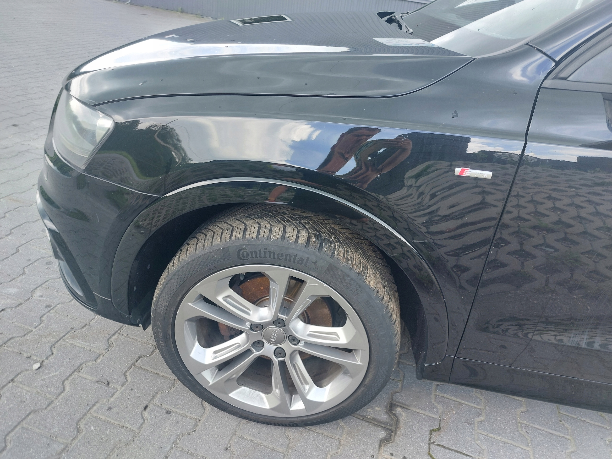 AUDI Q3 8U 11-18r fender + cap left front LY9B
