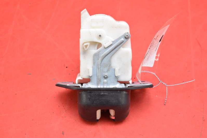 lock bonnet rear part boot NISSAN JUKE 1 and 10-14