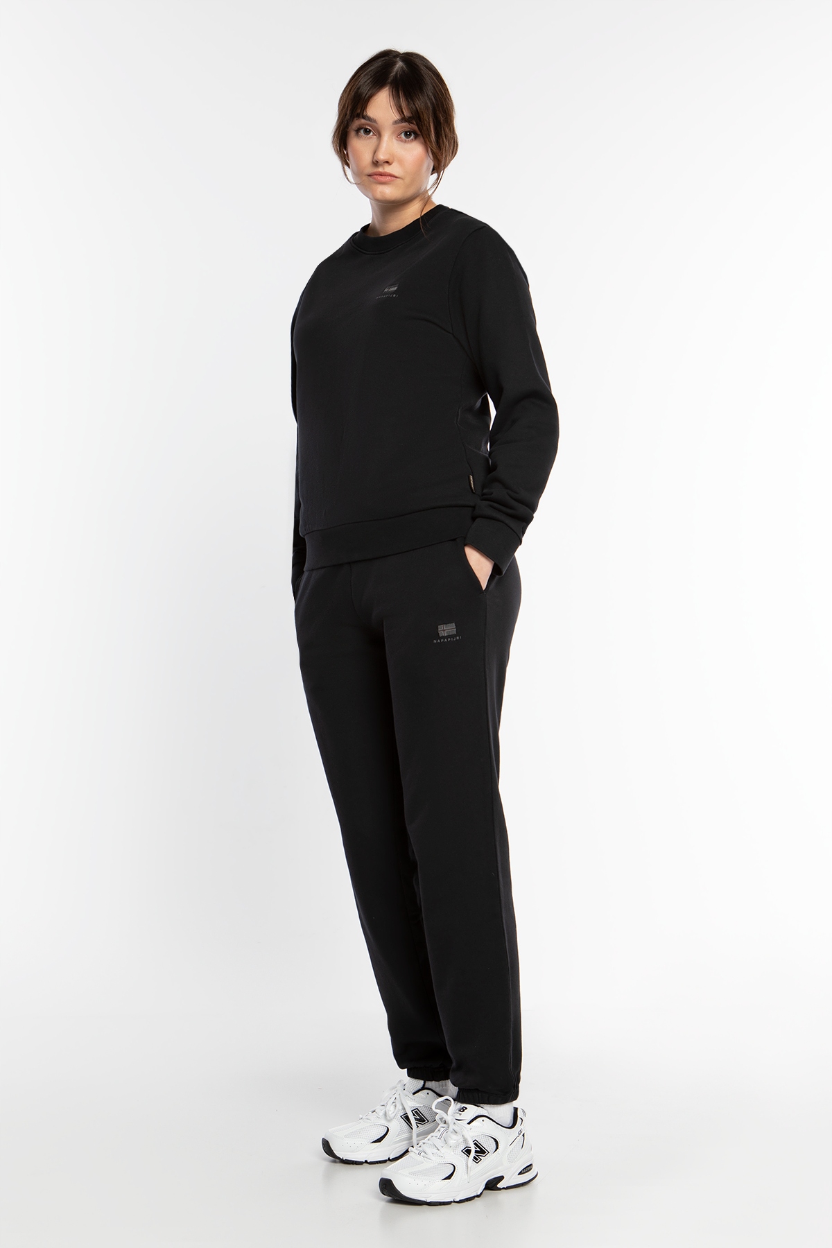 Dámské Tepláky napapijri M-nina Black 041 NP0A4H860411 (xs)