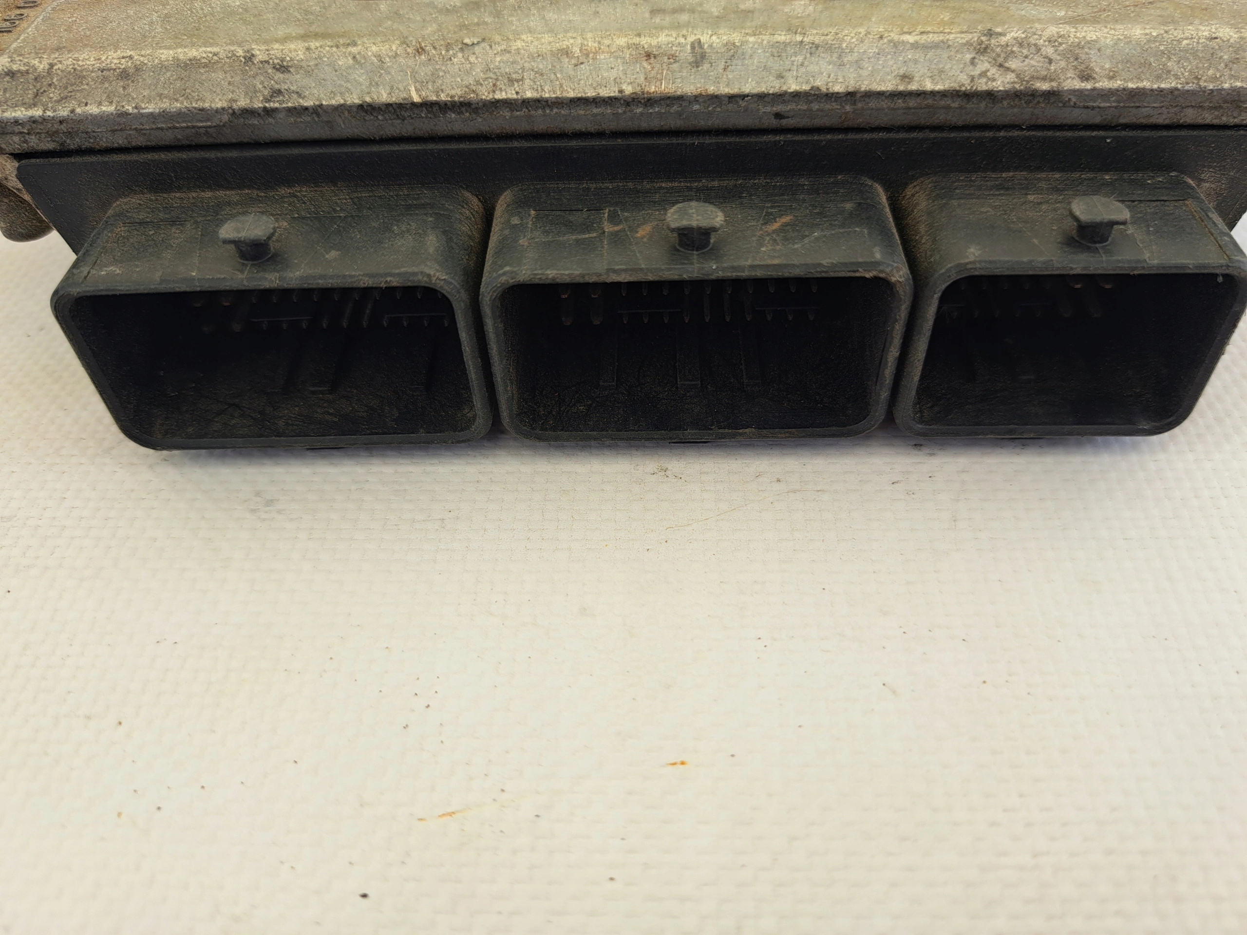 RENAULT LAGUNA II 0281011571 ECU computer original