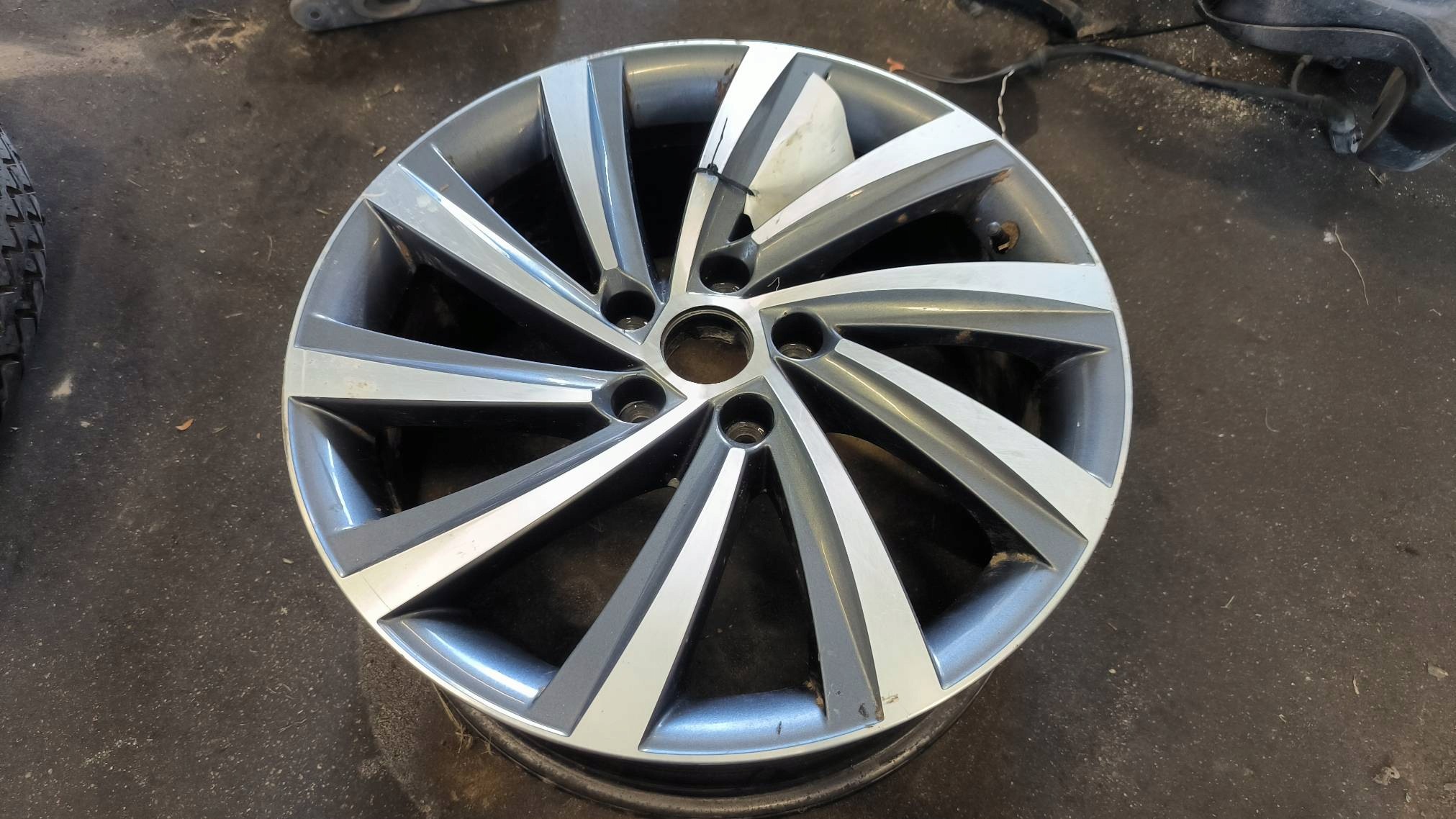 disk hliníkový 18'' 5X112 5E3601025AG SKODA OCTAVIA IV