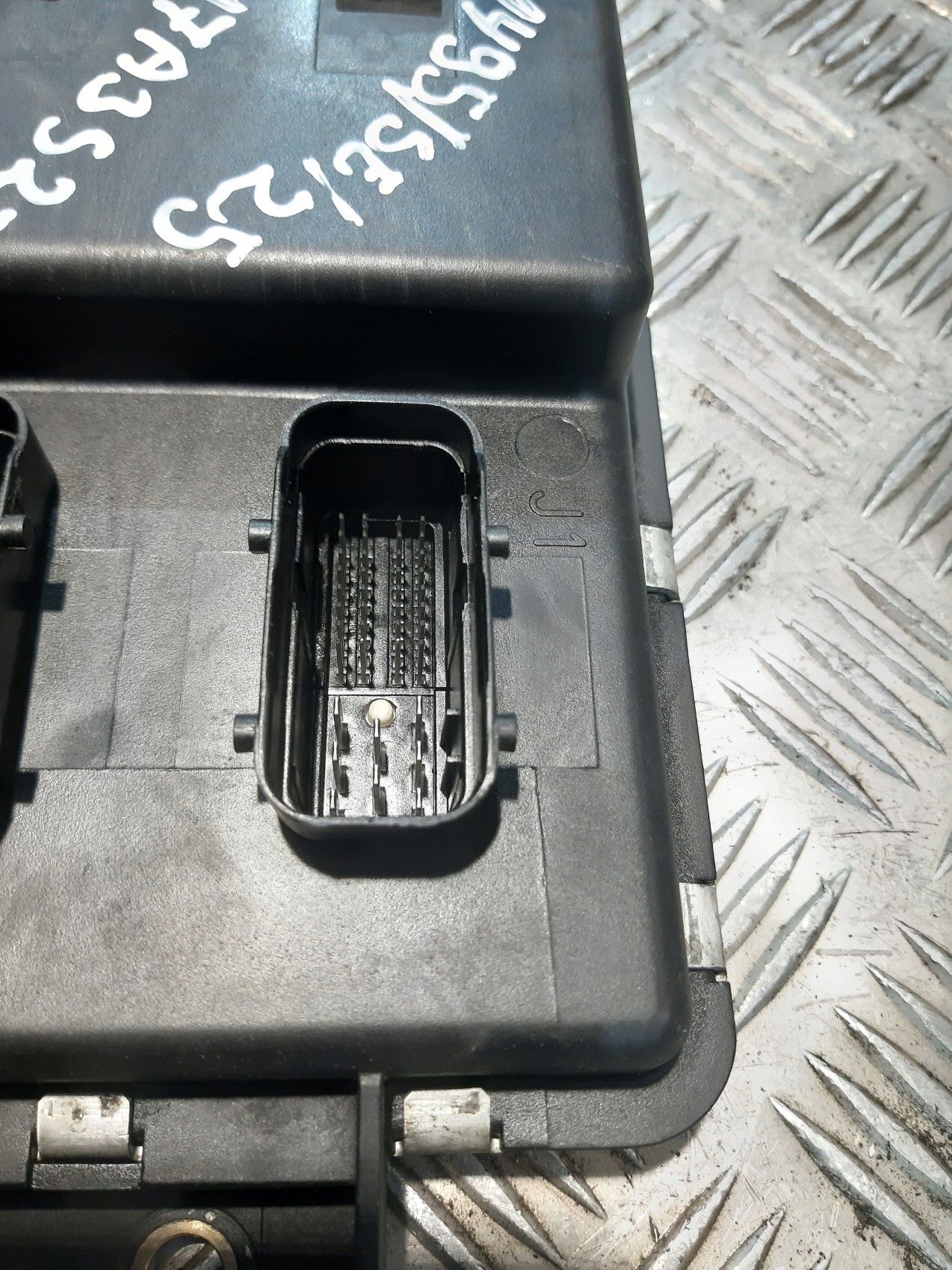 Centralina modulo luci IVECO 41221002 F005V00109