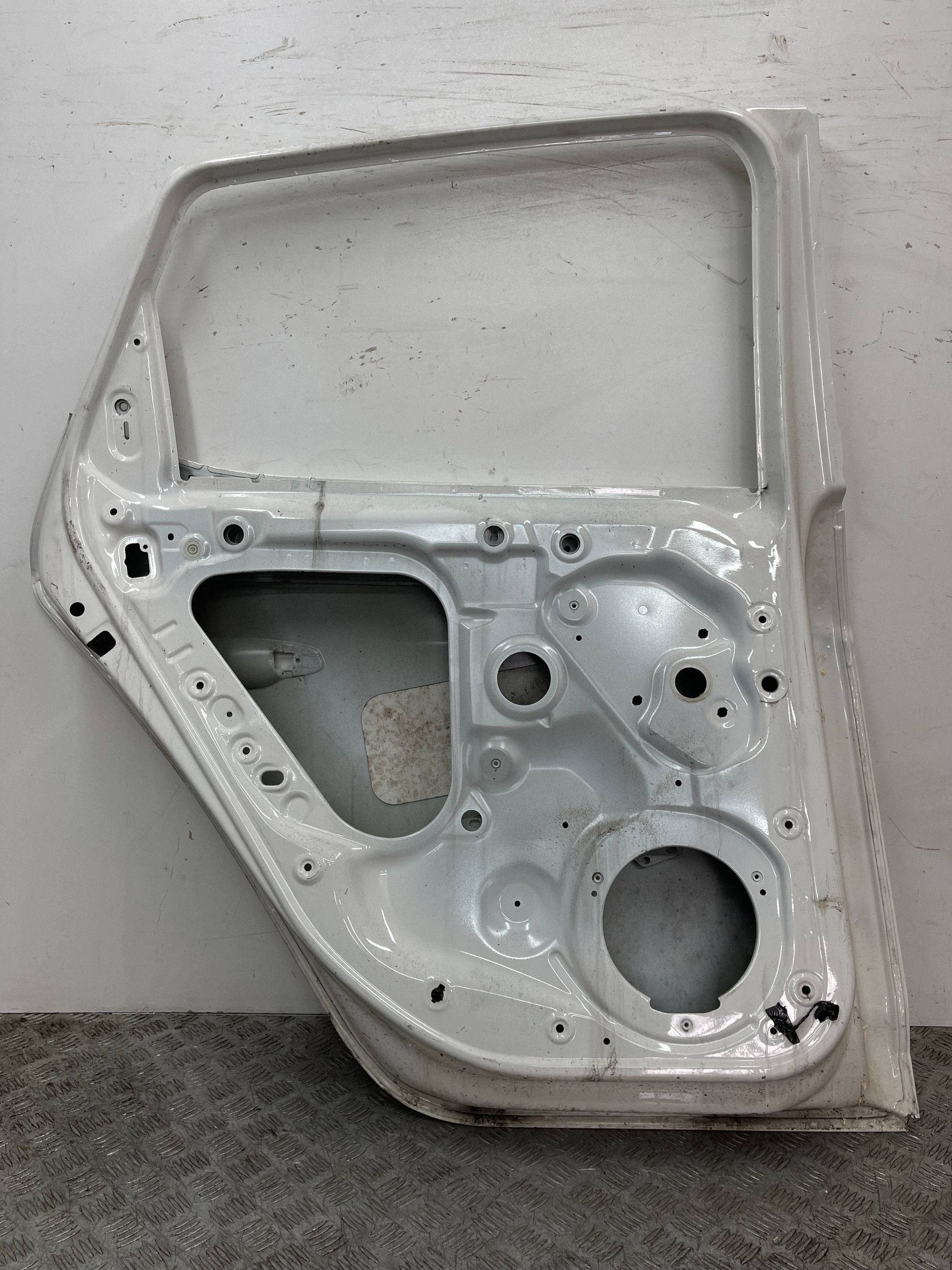 door rear. rear part left left SEAT LEON 3 III 12- HB 5F4833579