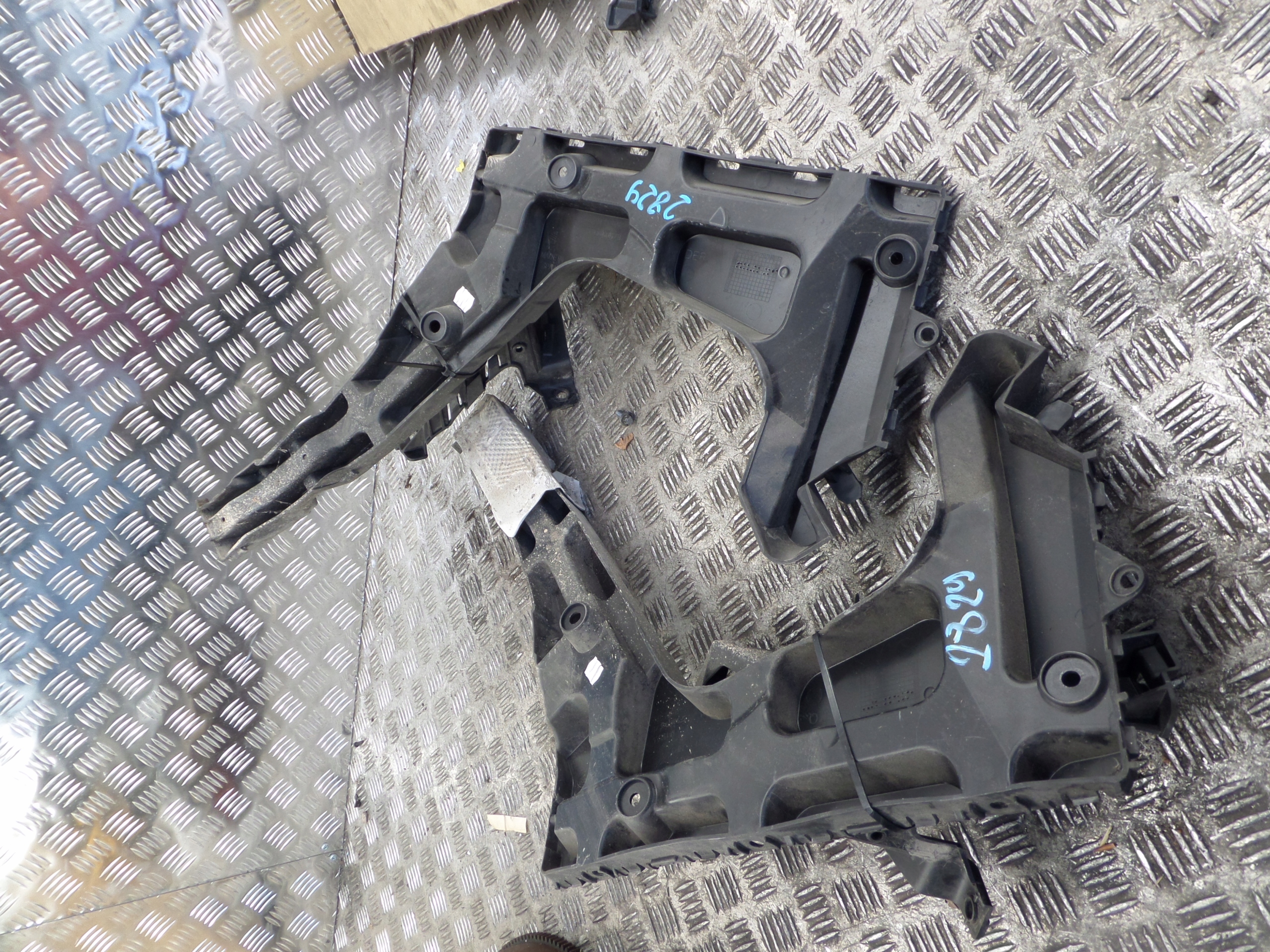 SEAT LEON III 12- KOMBI bumper bracket rear part