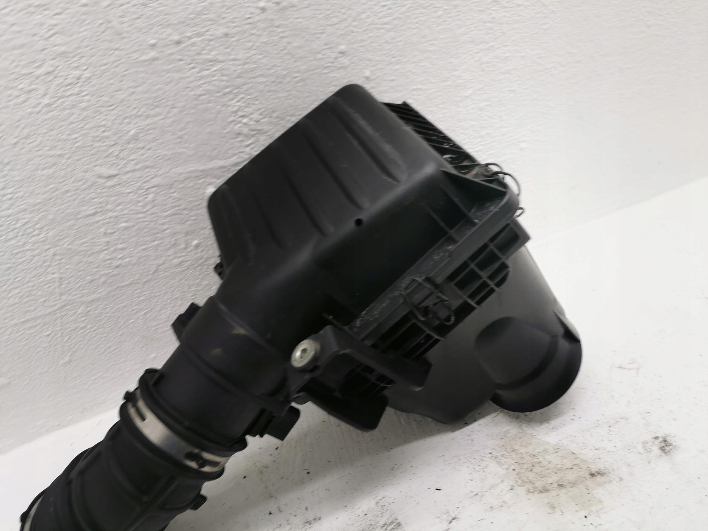 Gehäuse filter luft CHRYSLER 300C 05281522AB