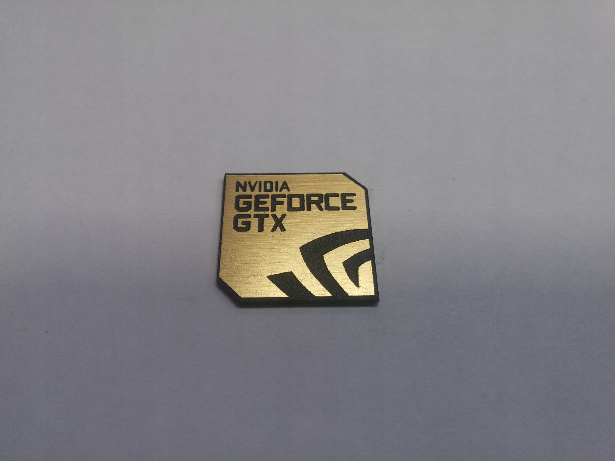 

Nvidia Geforce Gtx naklejka emblemat 18x18mm * Zł