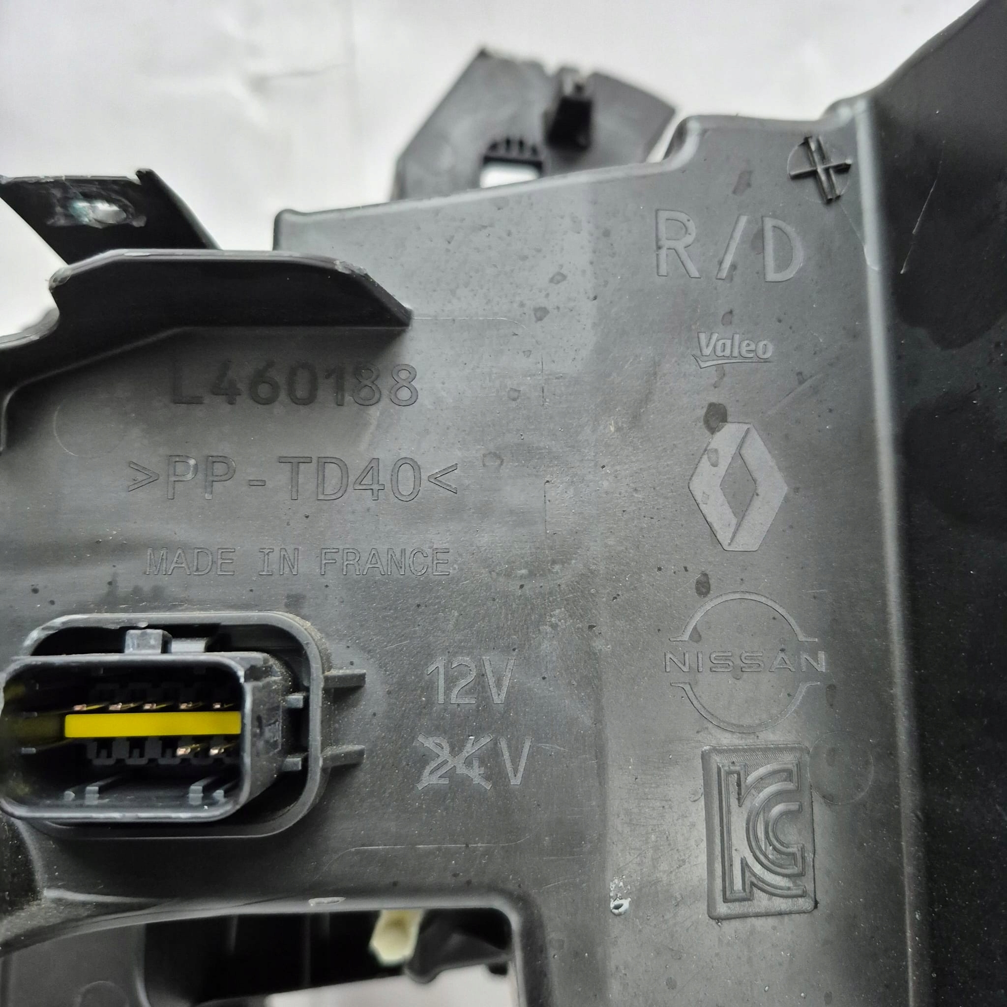 RENAULT MASTER IV 4 24- light right front front FULL LED 260106174R