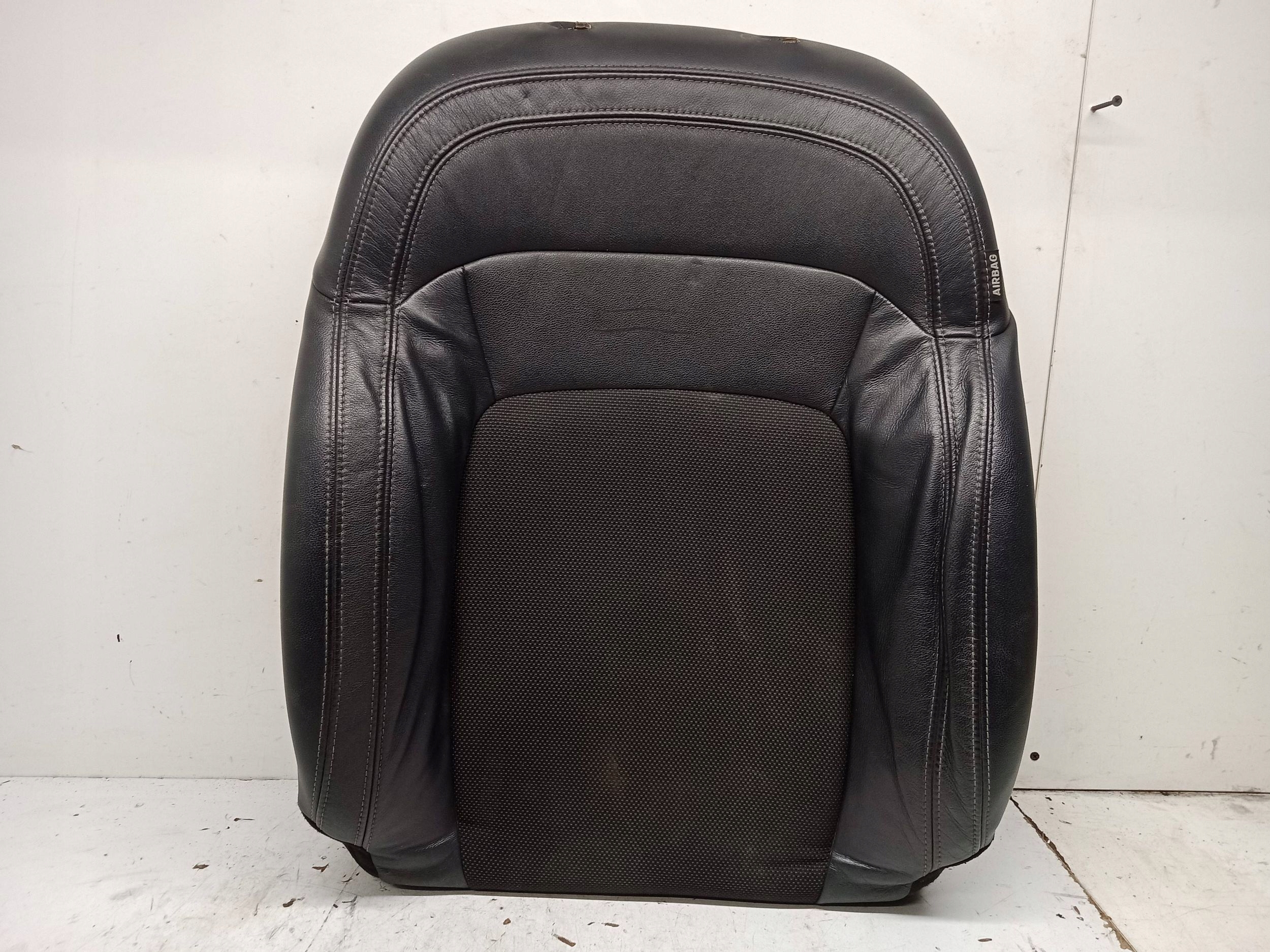 KIA SPORTAGE III OPARCIE seat left front leather-MATERIAL 2010