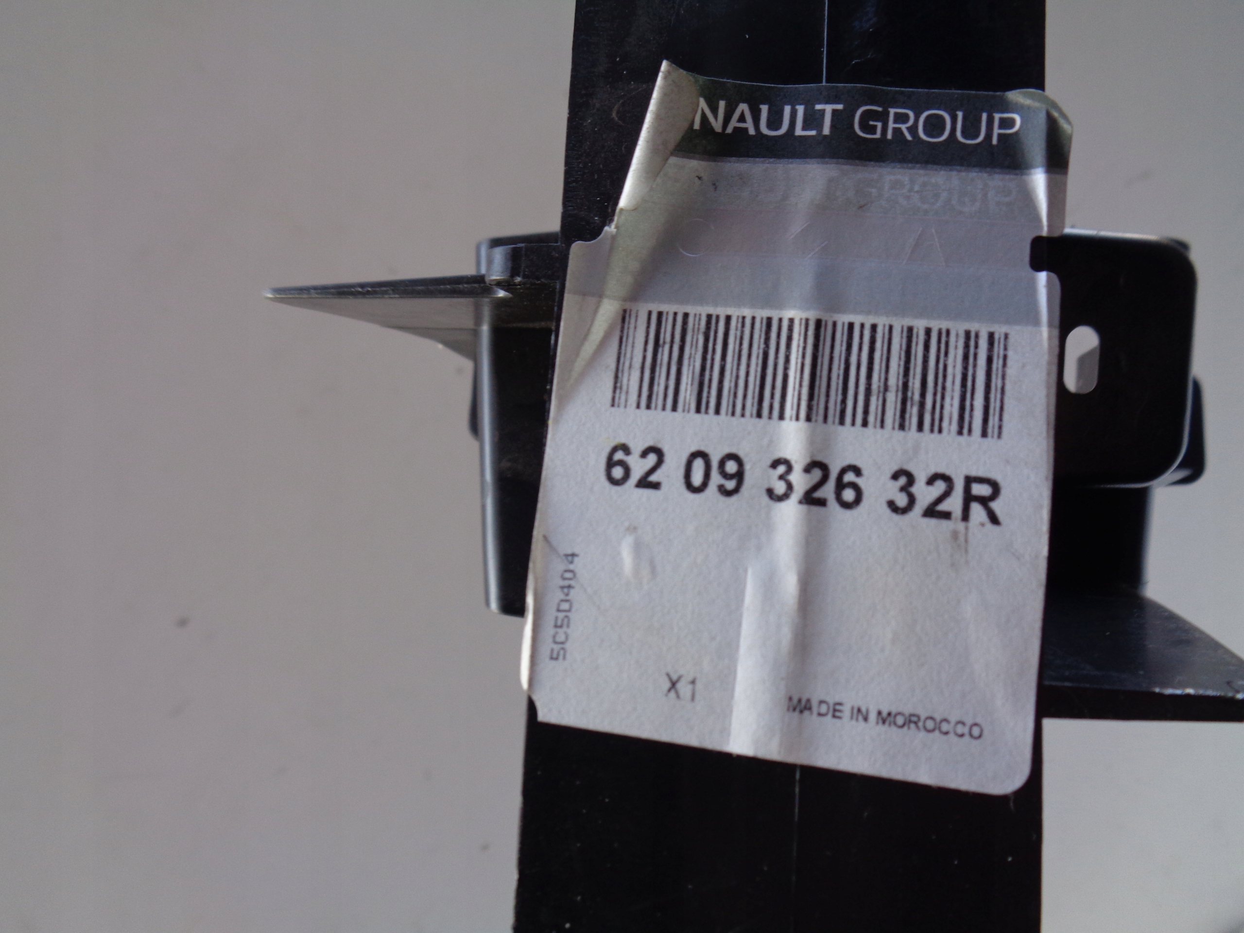 pillar ABSORBER of a bumper front DACIA LODGY 12
