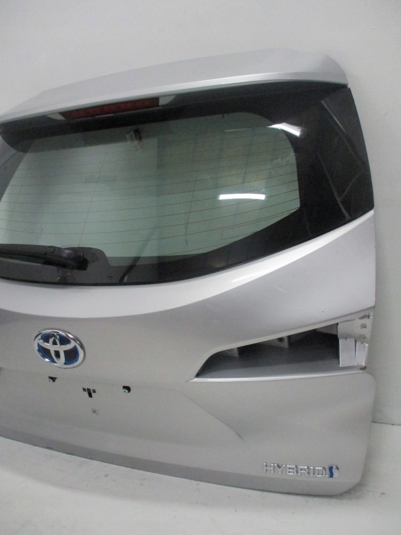 Klapa tylna TOYOTA COROLLA E21 20R KOMBI KAMERA Producent części Skoda OE