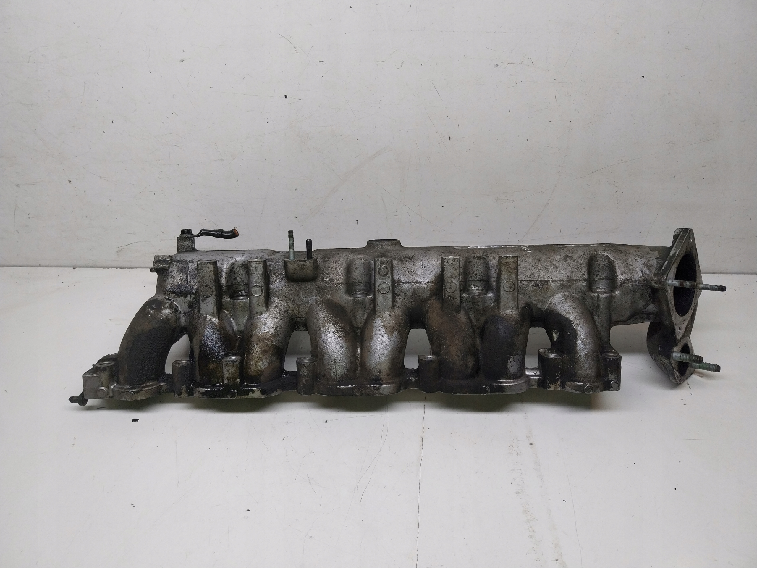 intake manifold Kia Carnival II 2.9 crdi